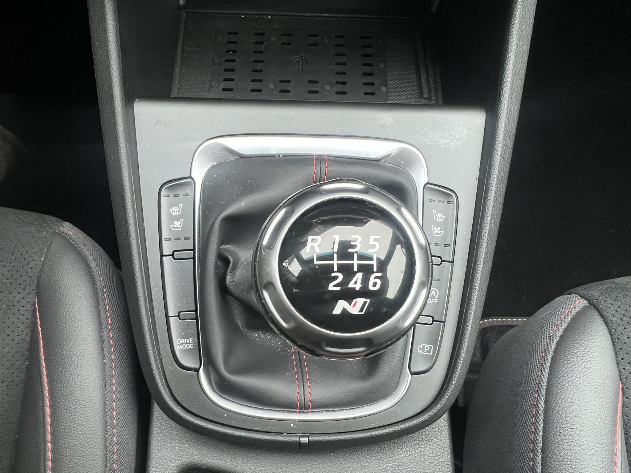 HYUNDAI_KONA_PANNEAU-DE-PORTE-ARRIERE-GAUCHE