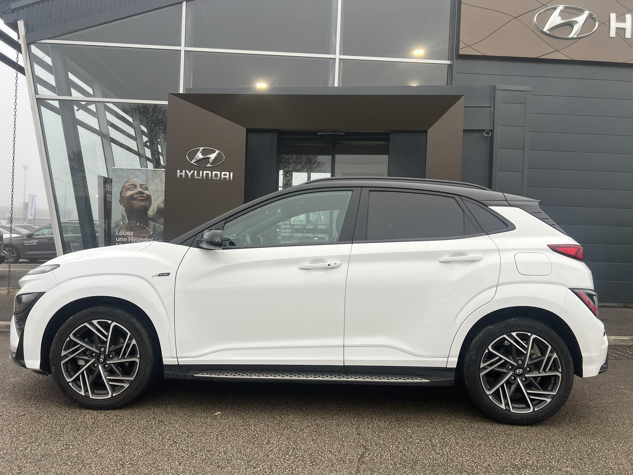 HYUNDAI_KONA_PROFIL-GAUCHE