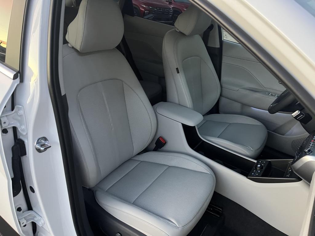 HYUNDAI_KONA_SIEGE-AVANT-PASSAGER