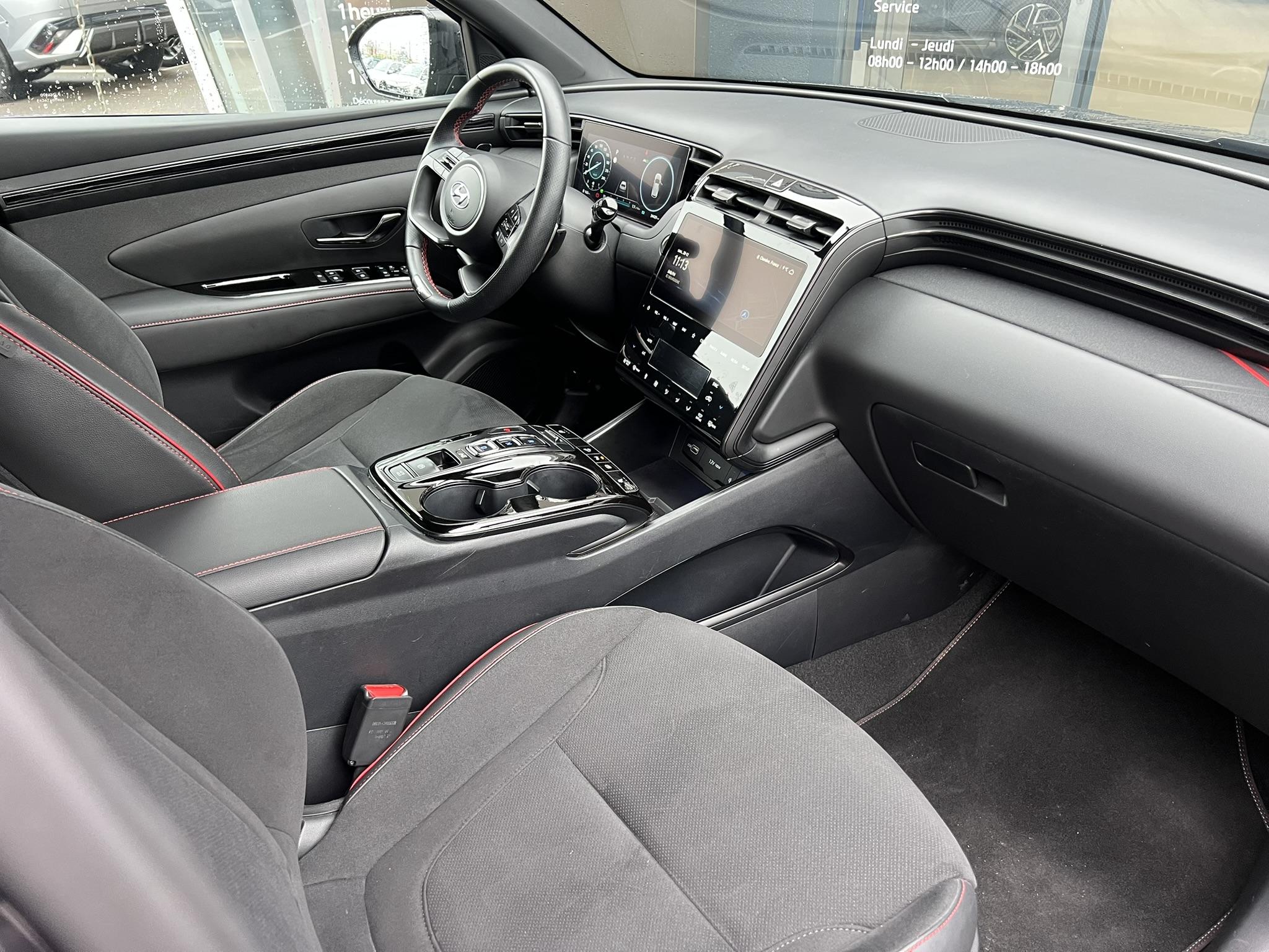 HYUNDAI_TUCSON_INTERIEUR-CONDUCTEUR