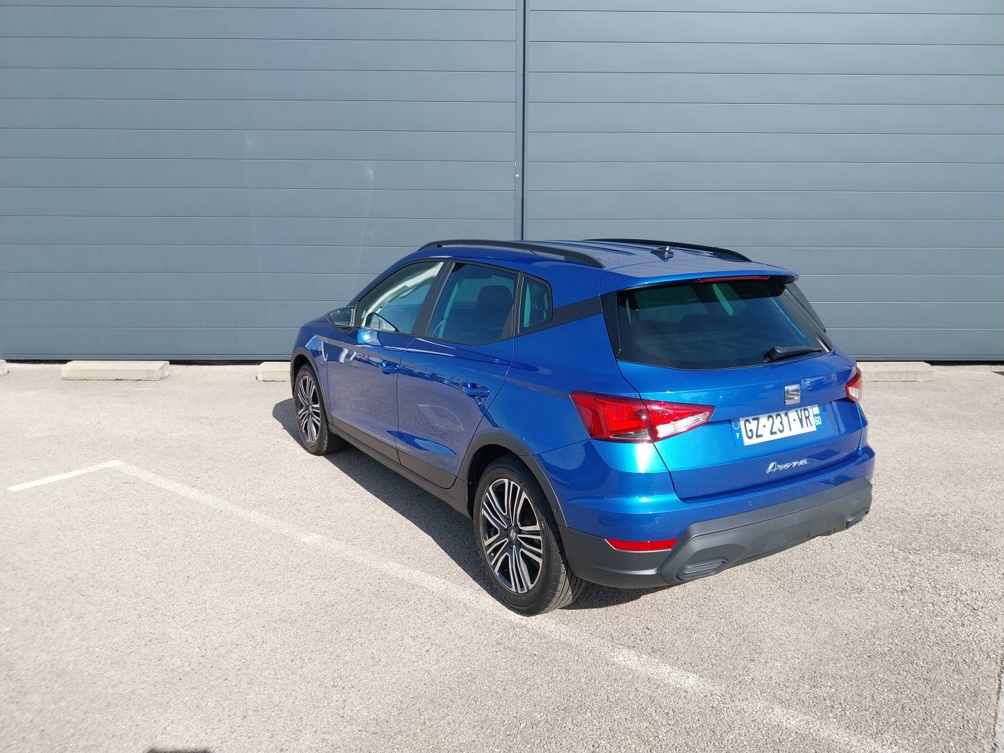 SEAT_ARONA_FACE-ARRIERE