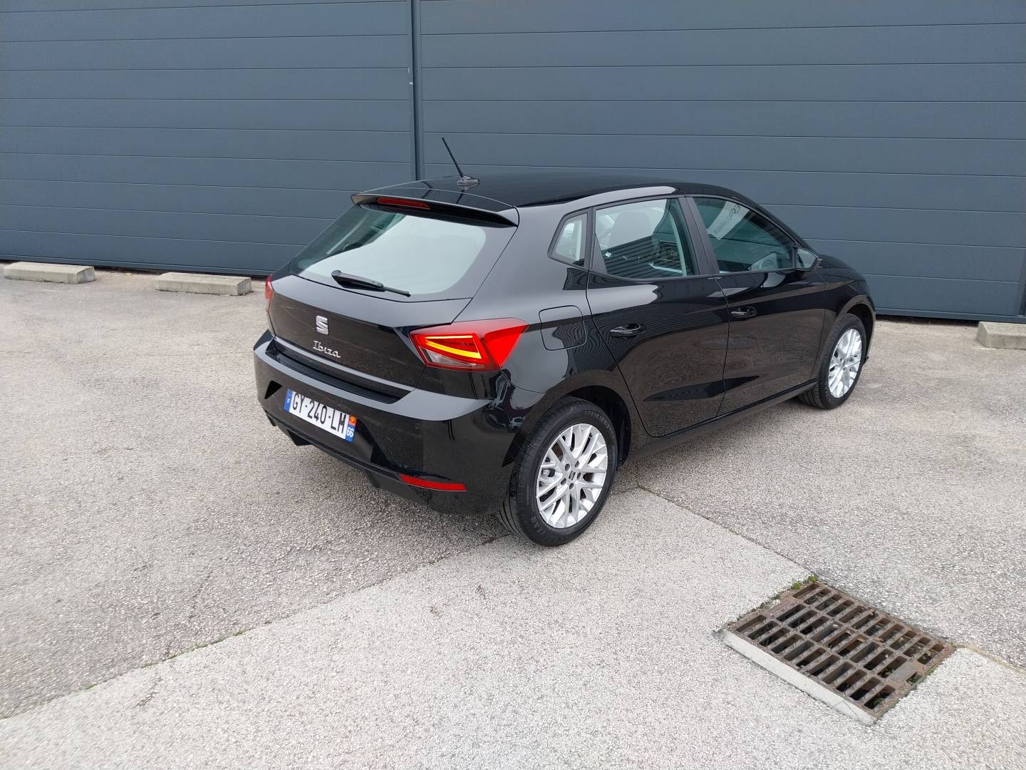 SEAT_IBIZA_34-ARRIERE-DROIT