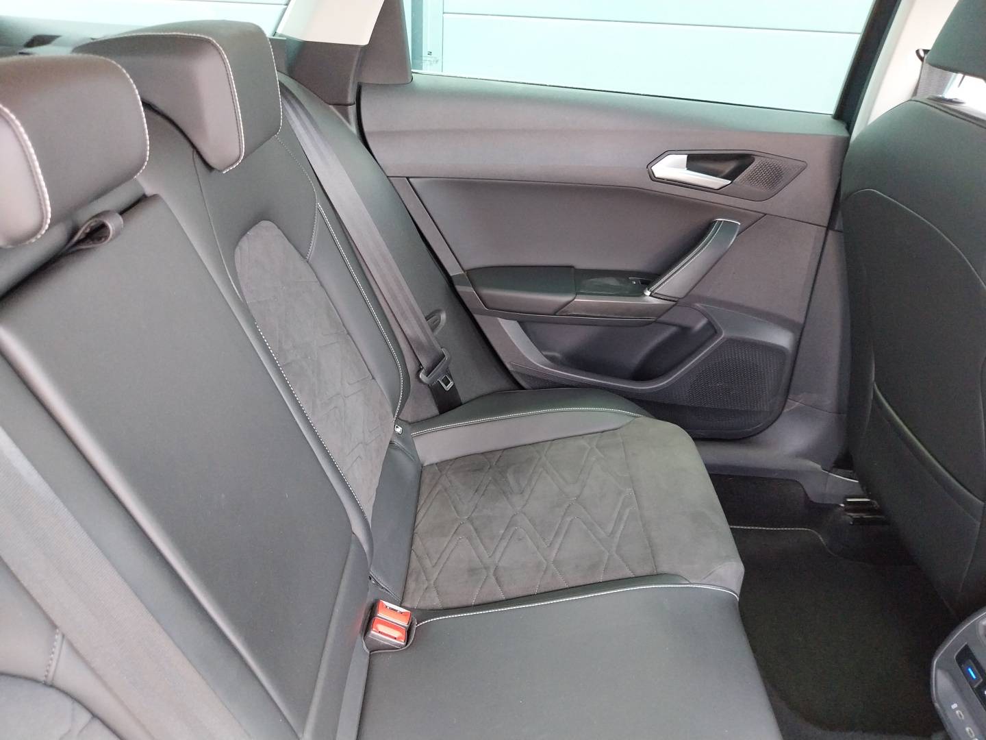 SEAT_LEON-SPORTSTOURER