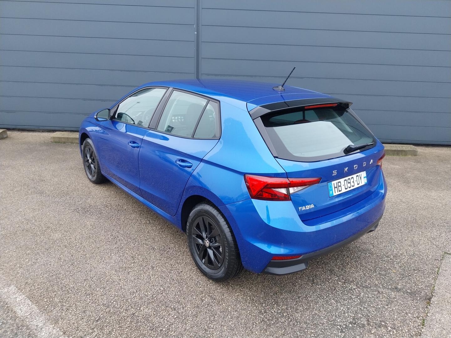 SKODA_FABIA_34-ARRIERE-DROIT