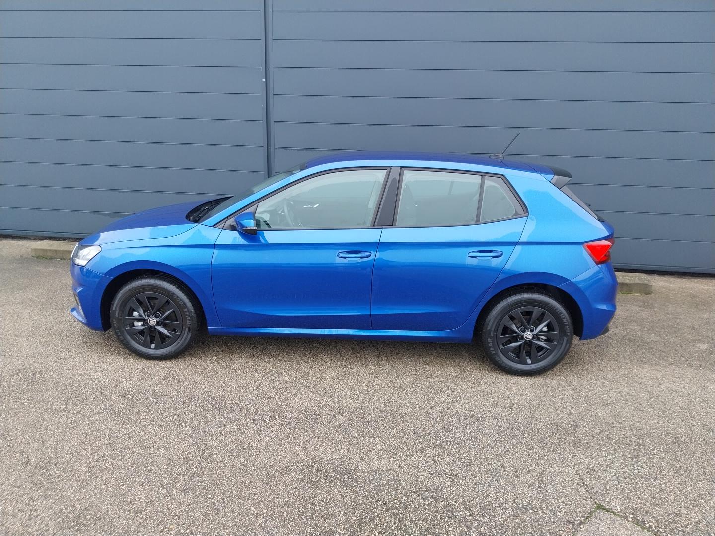 SKODA_FABIA_FACE-ARRIERE