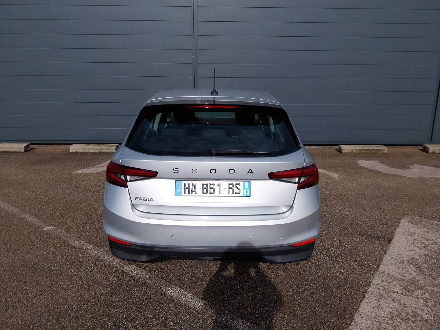 SKODA_FABIA_FACE-ARRIERE