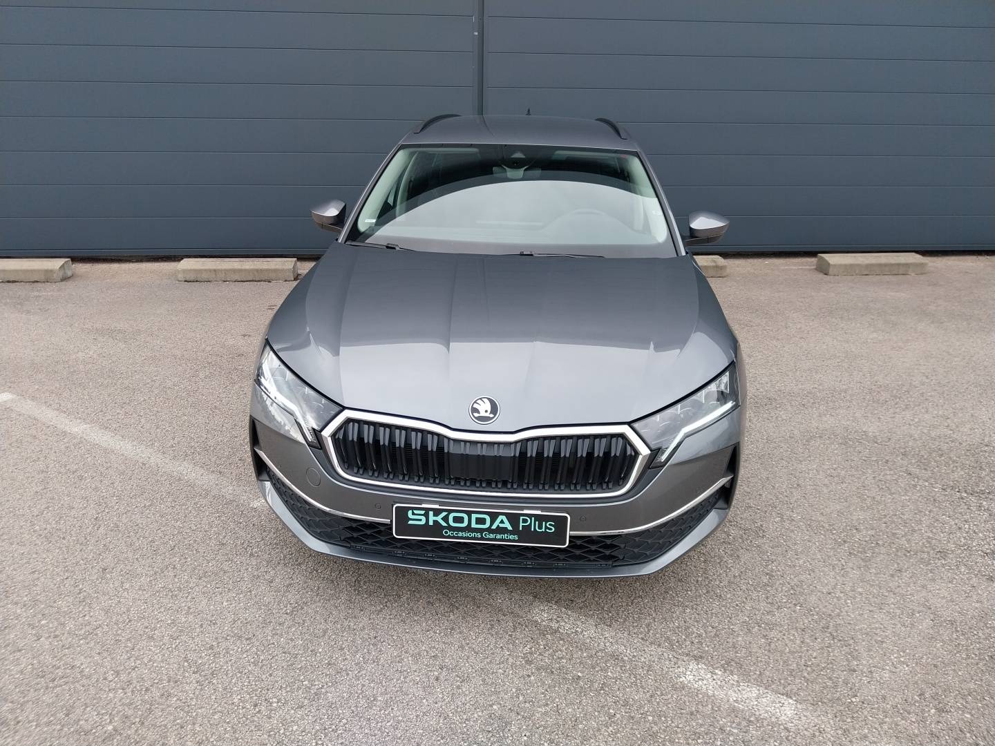 SKODA_OCTAVIA-COMBI_34-ARRIERE-GAUCHE