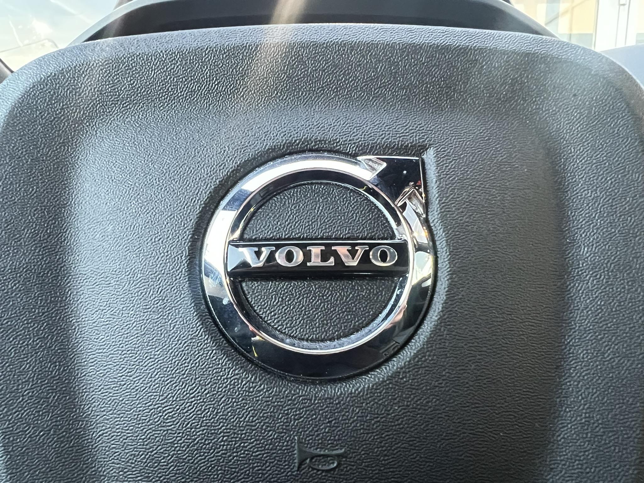 VOLVO_XC40_CONSOLE-CENTRALE-GPS