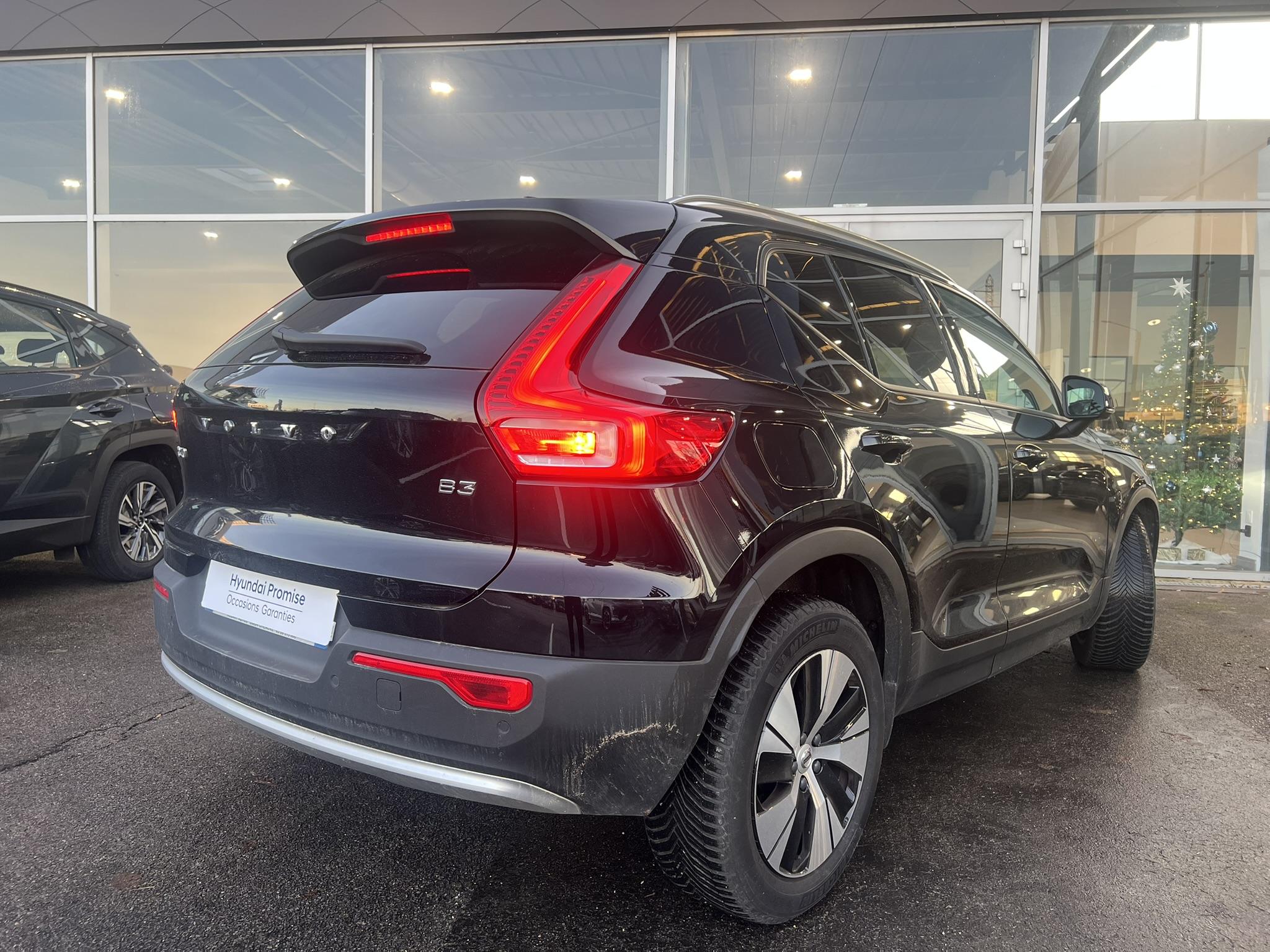 VOLVO_XC40_FACE-ARRIERE