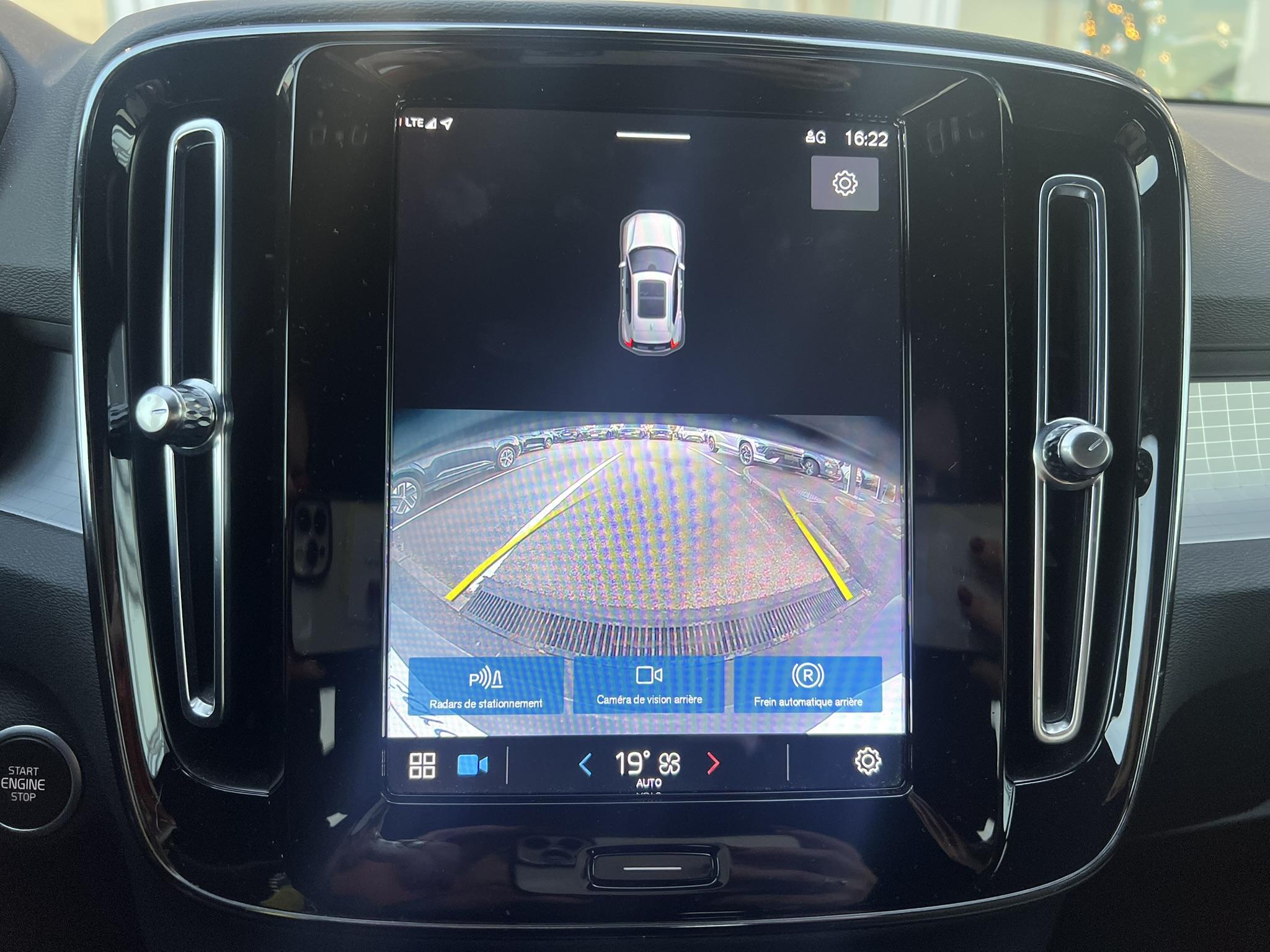 VOLVO_XC40_LEVIER-DE-VITESSE