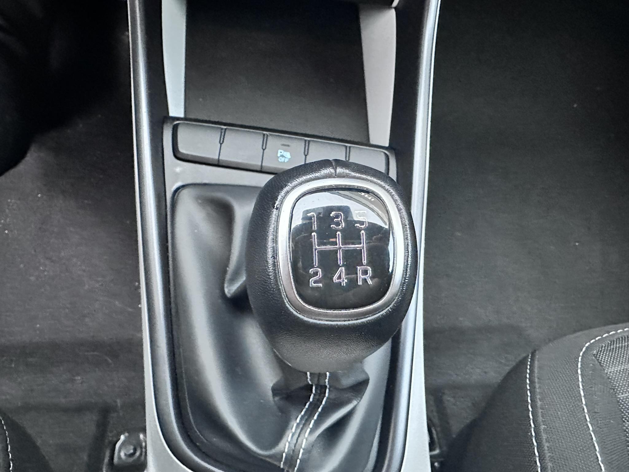 HYUNDAI_I20_BLOC-COMPTEUR