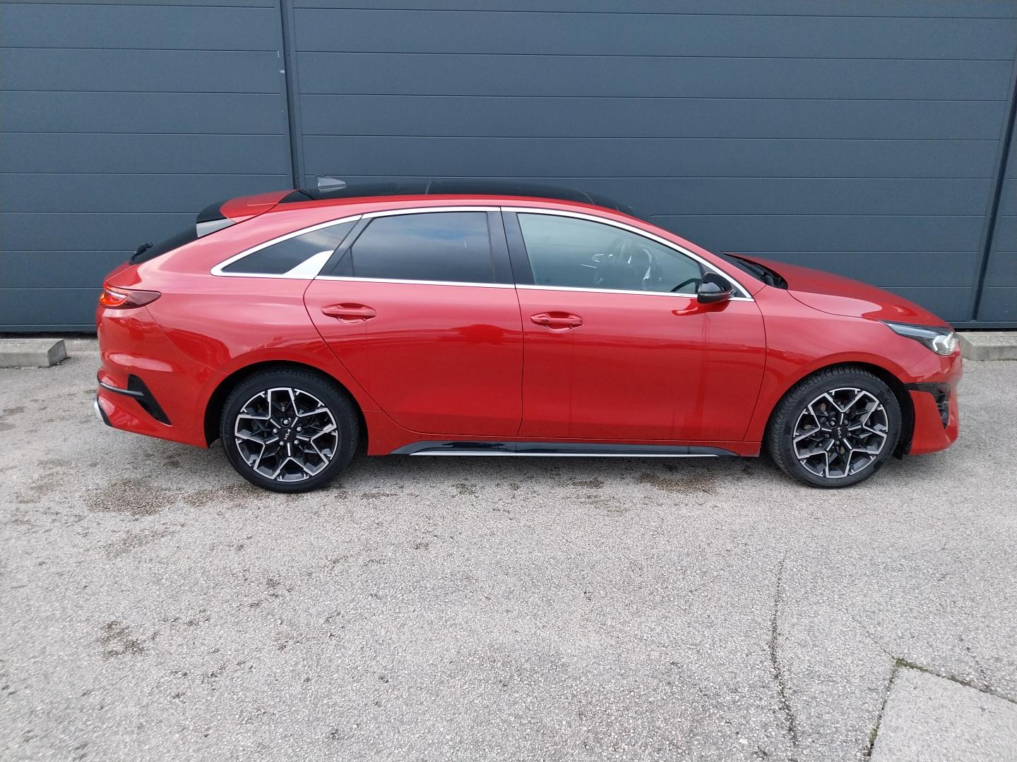 KIA_PROCEED_PROFIL-DROIT