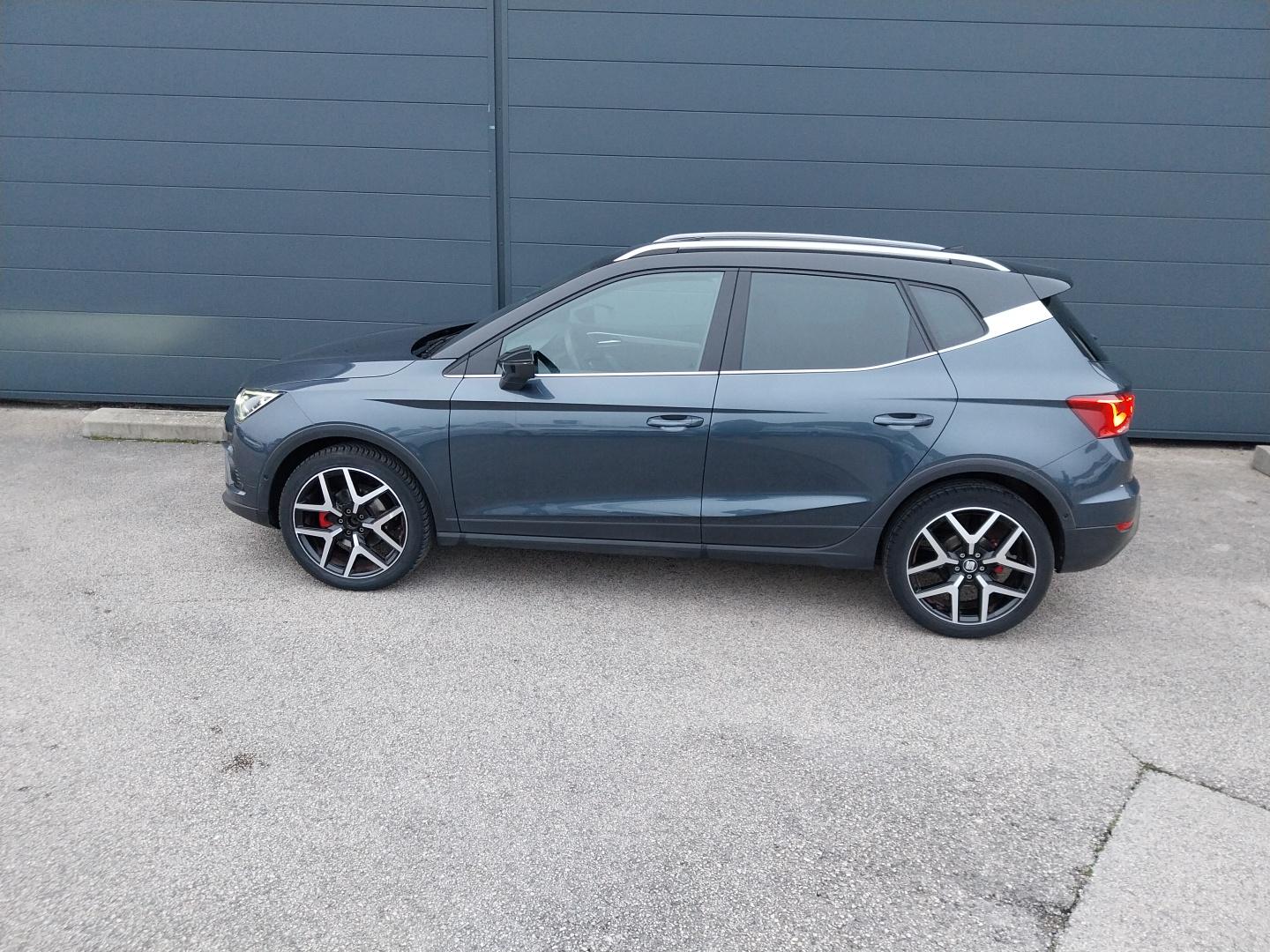 SEAT_ARONA_PROFIL-GAUCHE