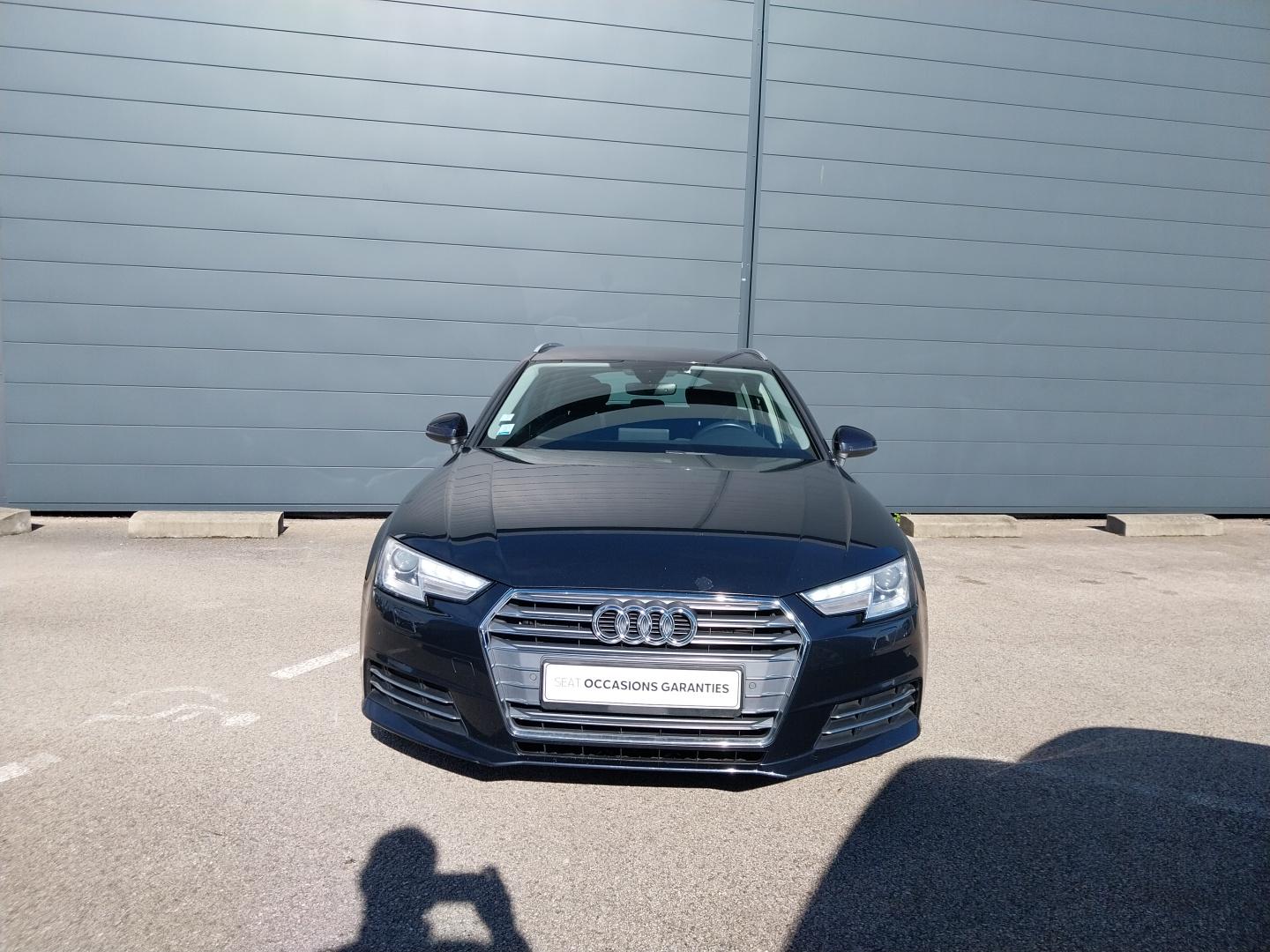 AUDI_A4-AVANT_PROFIL-GAUCHE