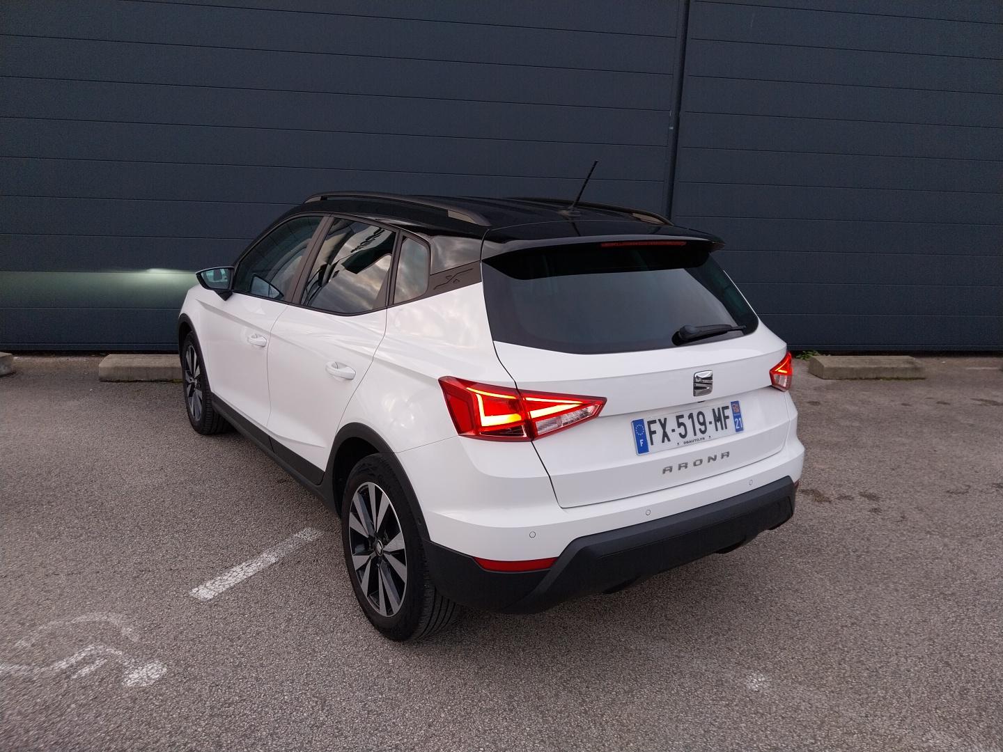 SEAT_ARONA_FACE-ARRIERE