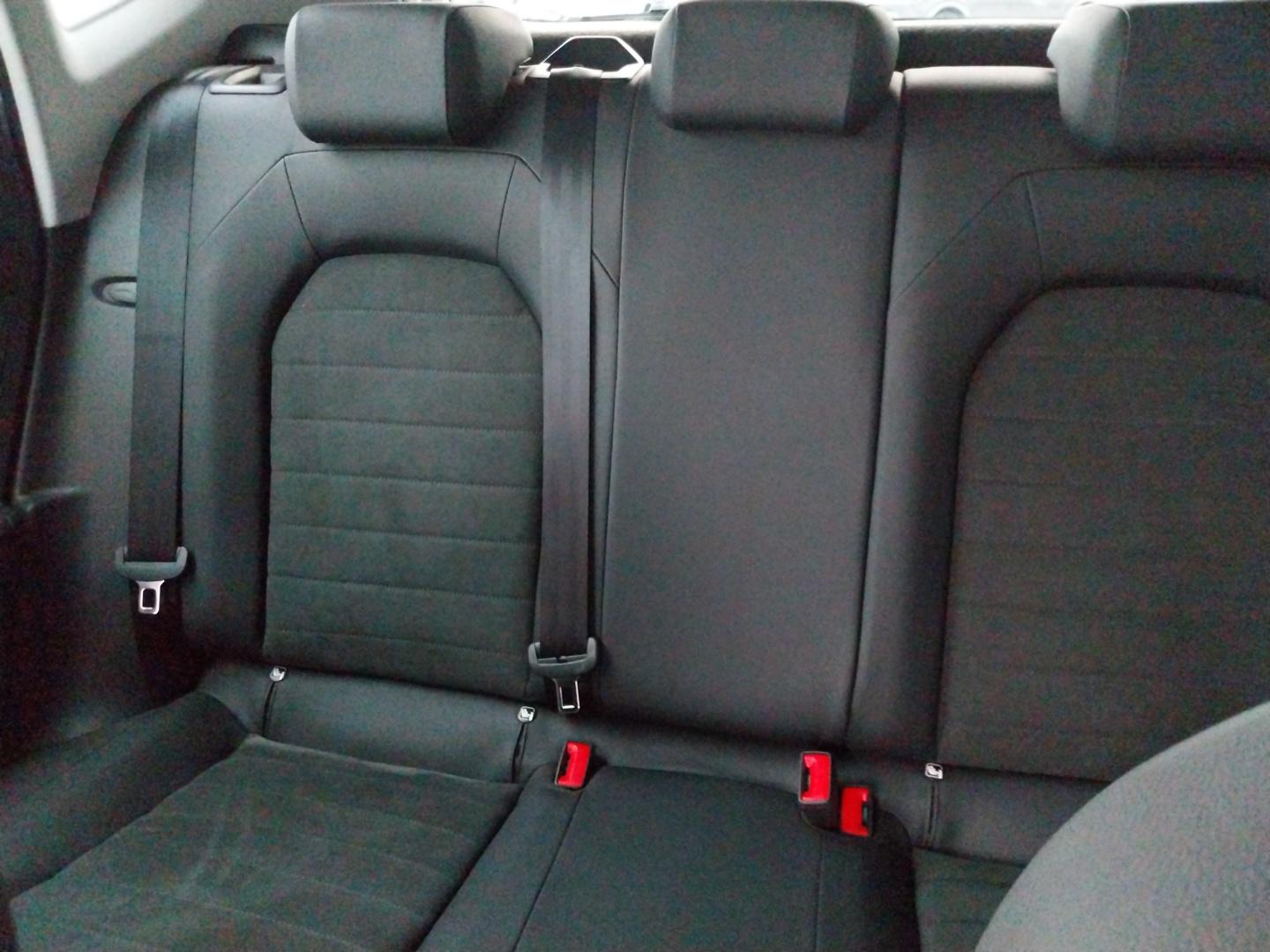 SEAT_ARONA_PANNEAU-DE-PORTE-AVANT-DROIT