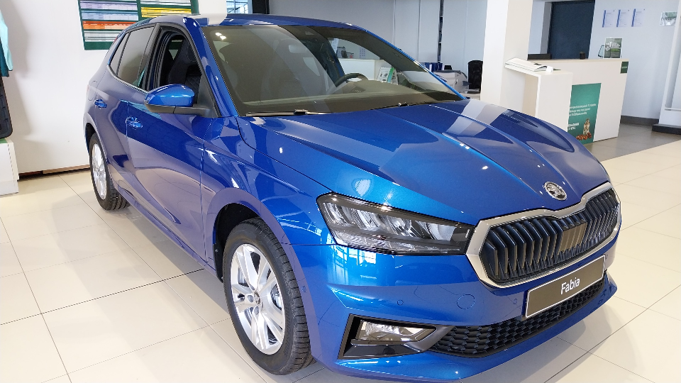 SKODA_FABIA_34-ARRIERE-DROIT