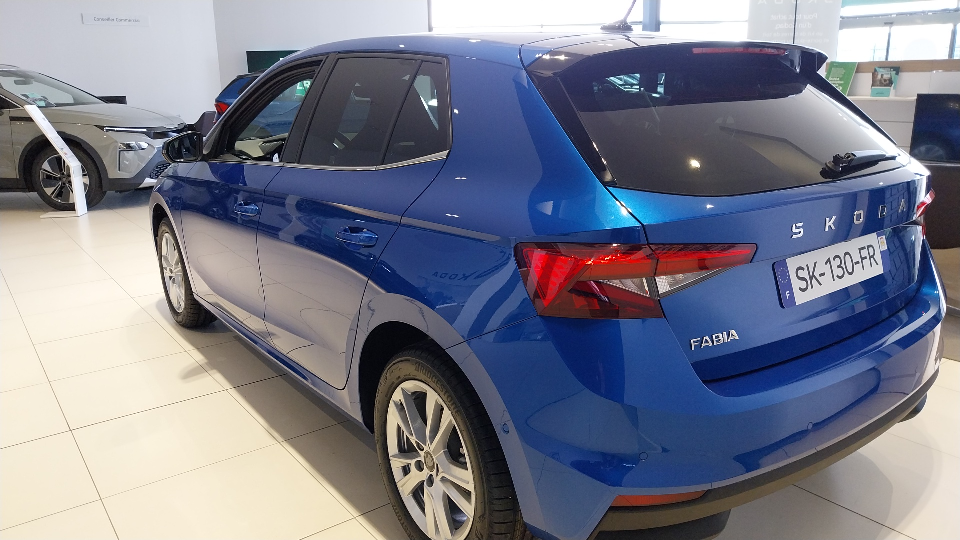 SKODA_FABIA_34-ARRIERE-GAUCHE