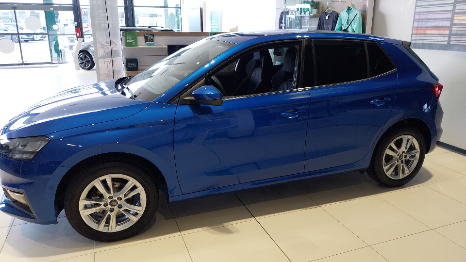 SKODA_FABIA_PROFIL-GAUCHE