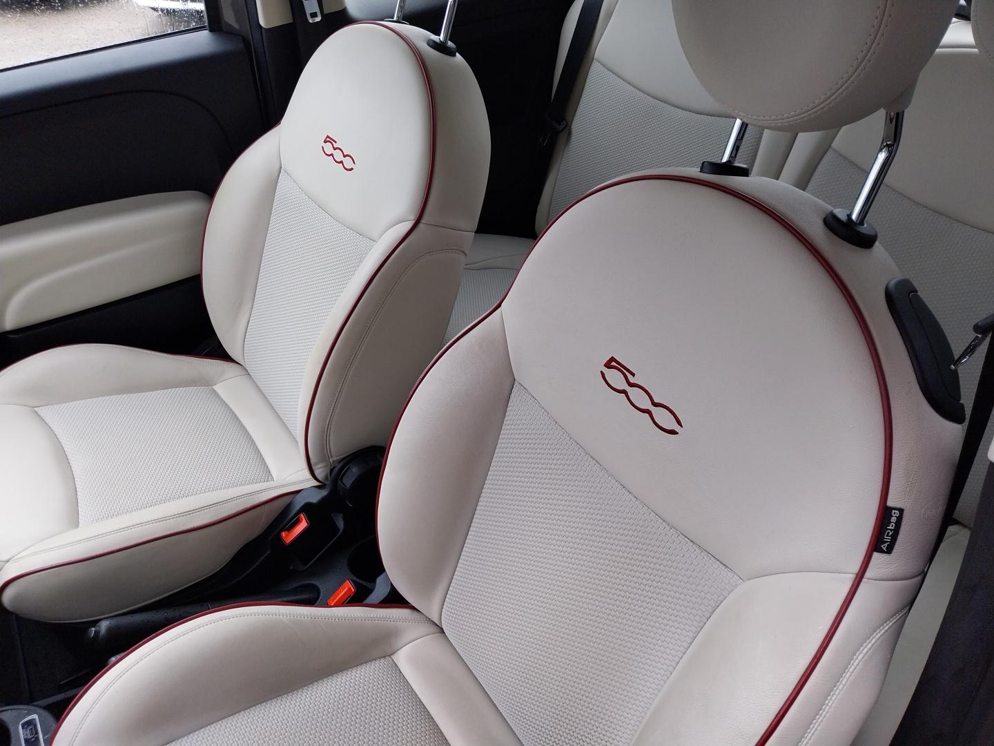 FIAT_500C-MY22_CONSOLE-CENTRALE-CAMERA-DE-RECUL