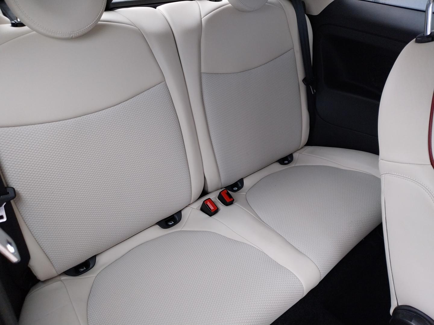 FIAT_500C-MY22_PANNEAU-DE-PORTE-ARRIERE-DROIT