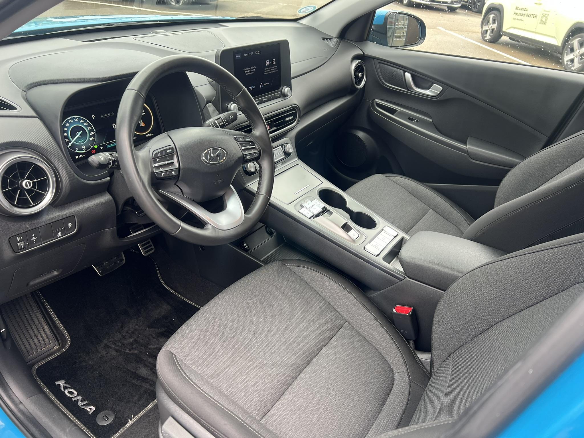 HYUNDAI_KONA-ELECTRIC_34-AVANT-DROIT