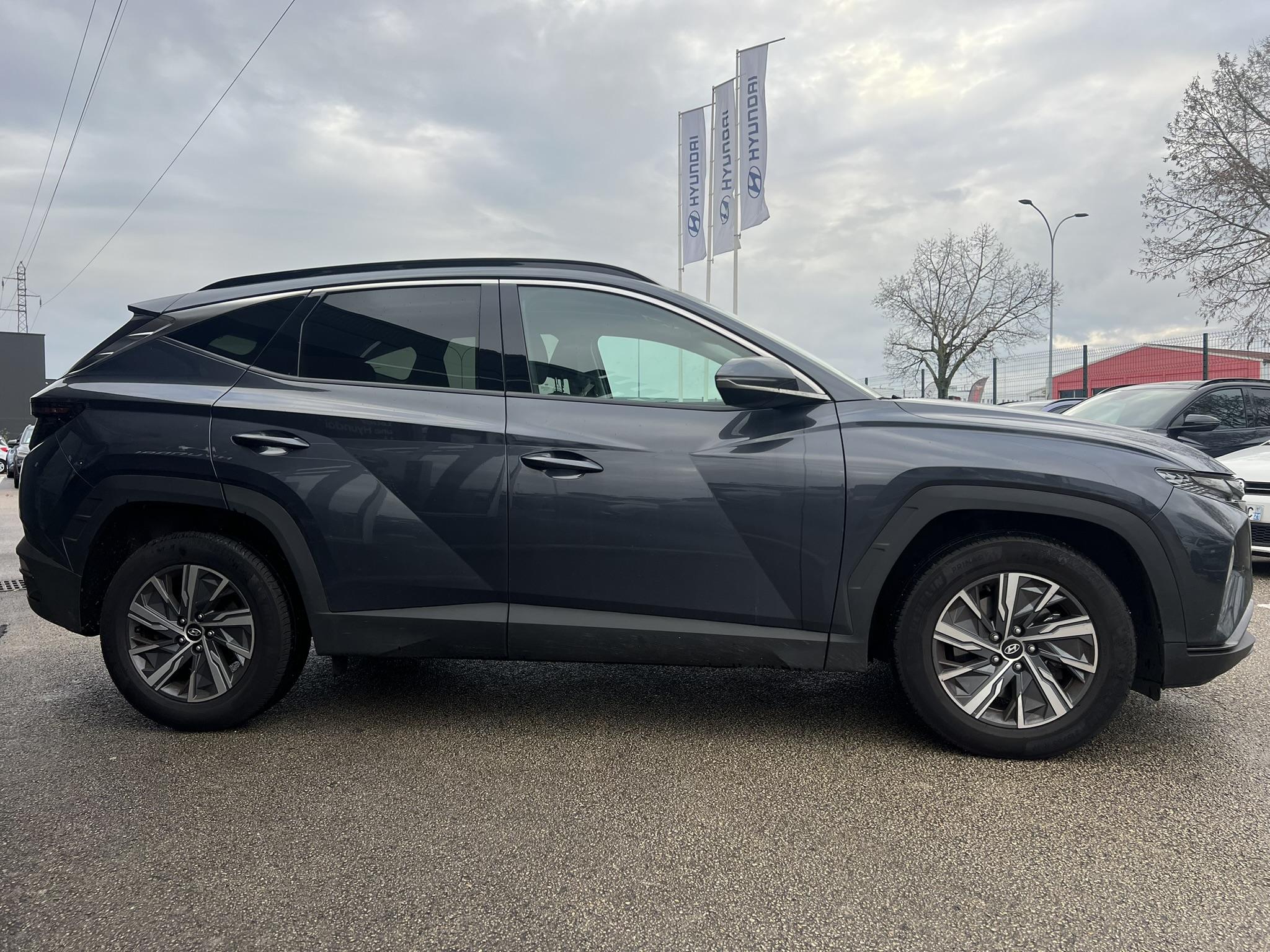 HYUNDAI_TUCSON_PROFIL-DROIT