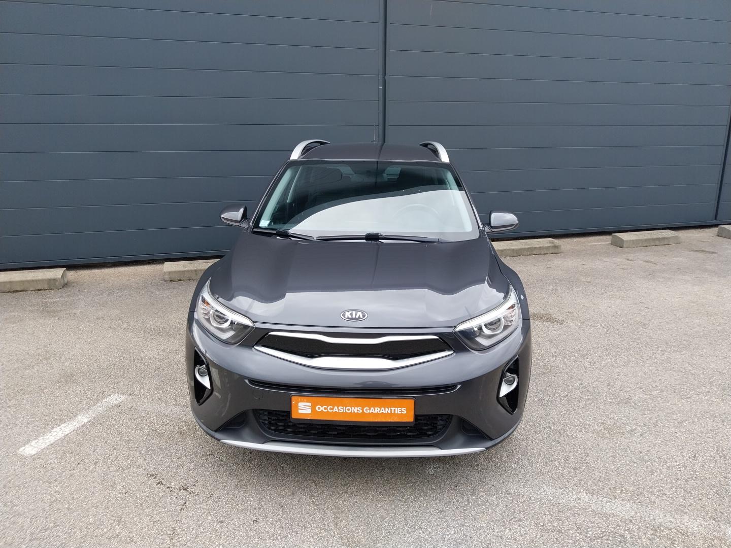 KIA_STONIC_PROFIL-GAUCHE