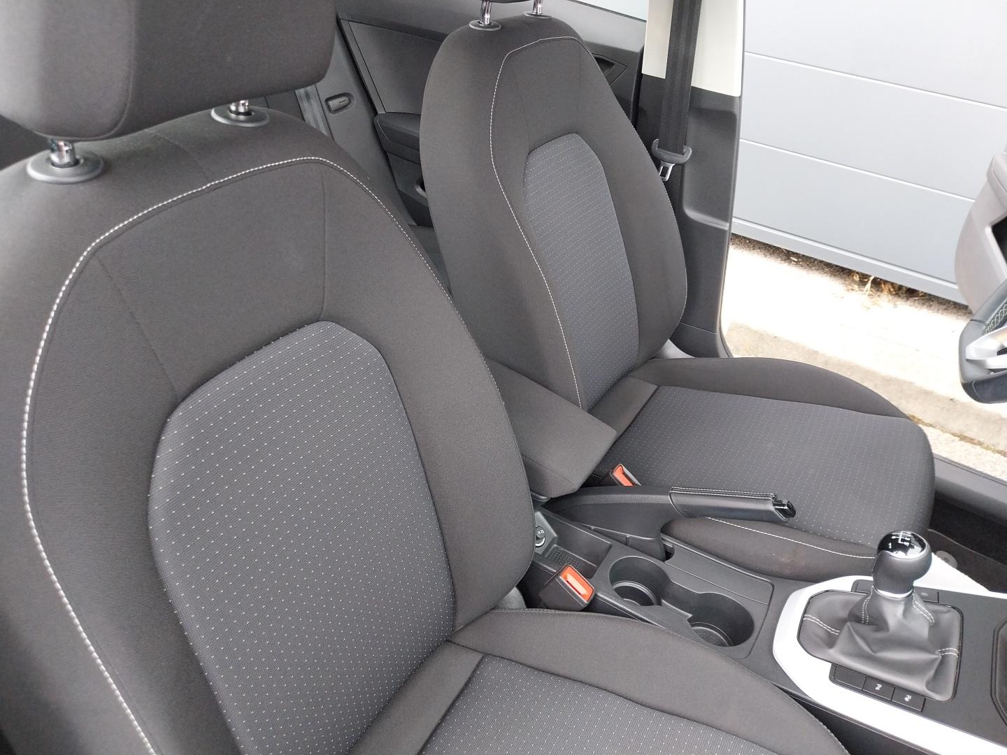 SEAT_ARONA_INTERIEUR-CONDUCTEUR