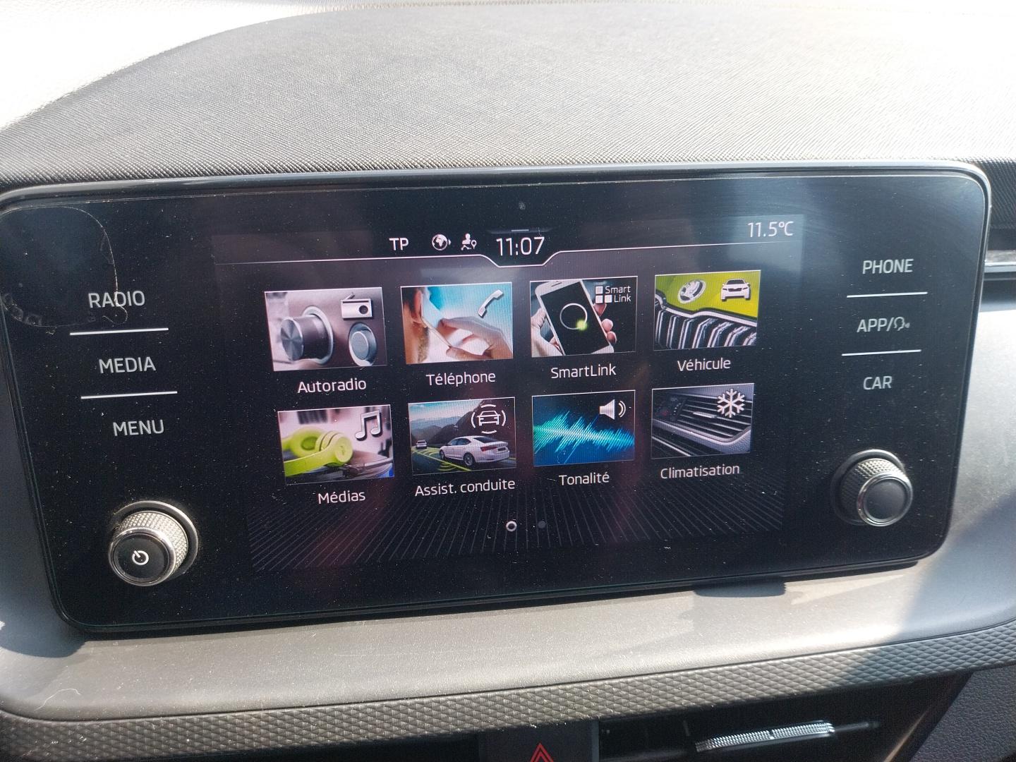 SKODA_KAMIQ_ASSISE-ARRIERE-CENTRALE