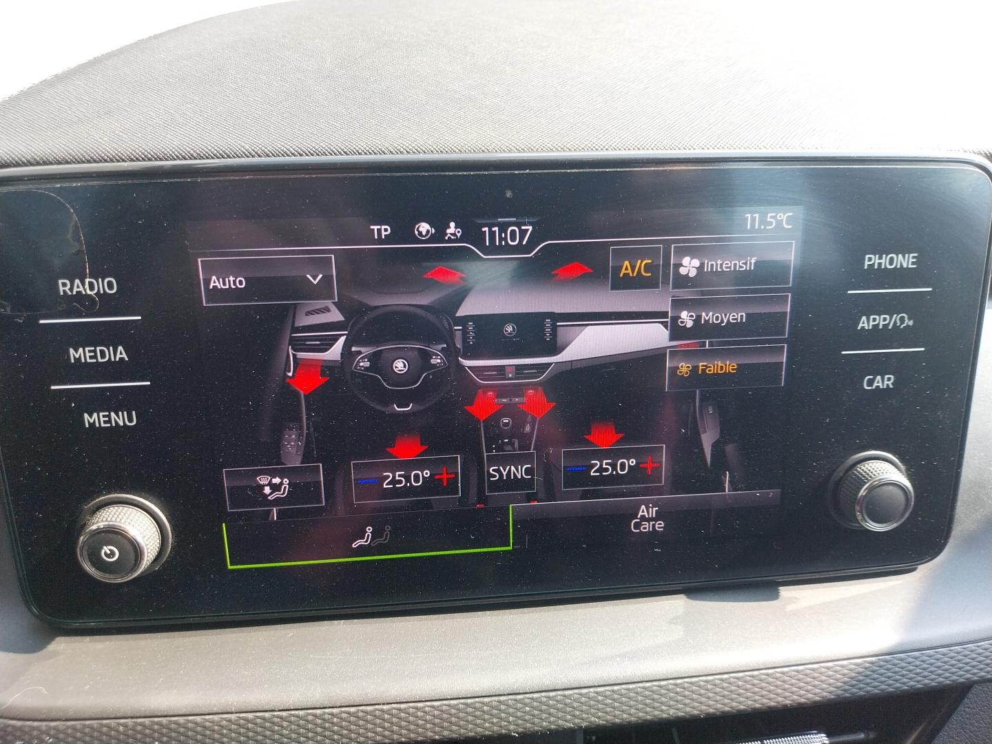 SKODA_KAMIQ_PANNEAU-DE-PORTE-AVANT-GAUCHE