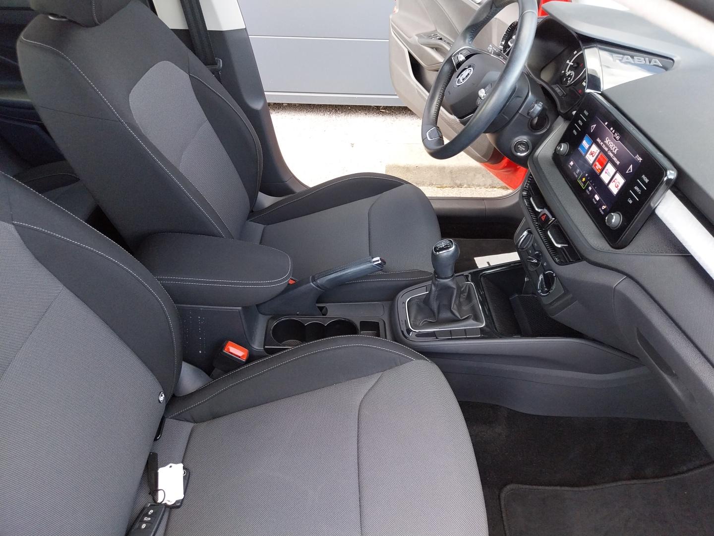SKODA_FABIA_INTERIEUR-CONDUCTEUR
