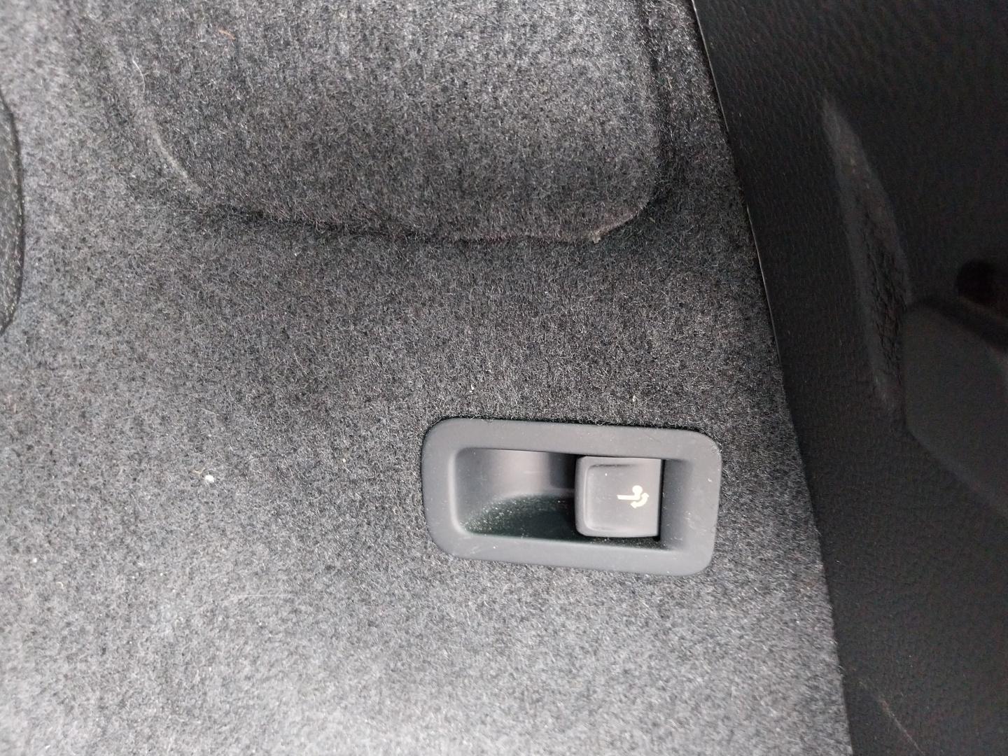 SKODA_KAROQ_PNEU-ARRIERE-DROIT
