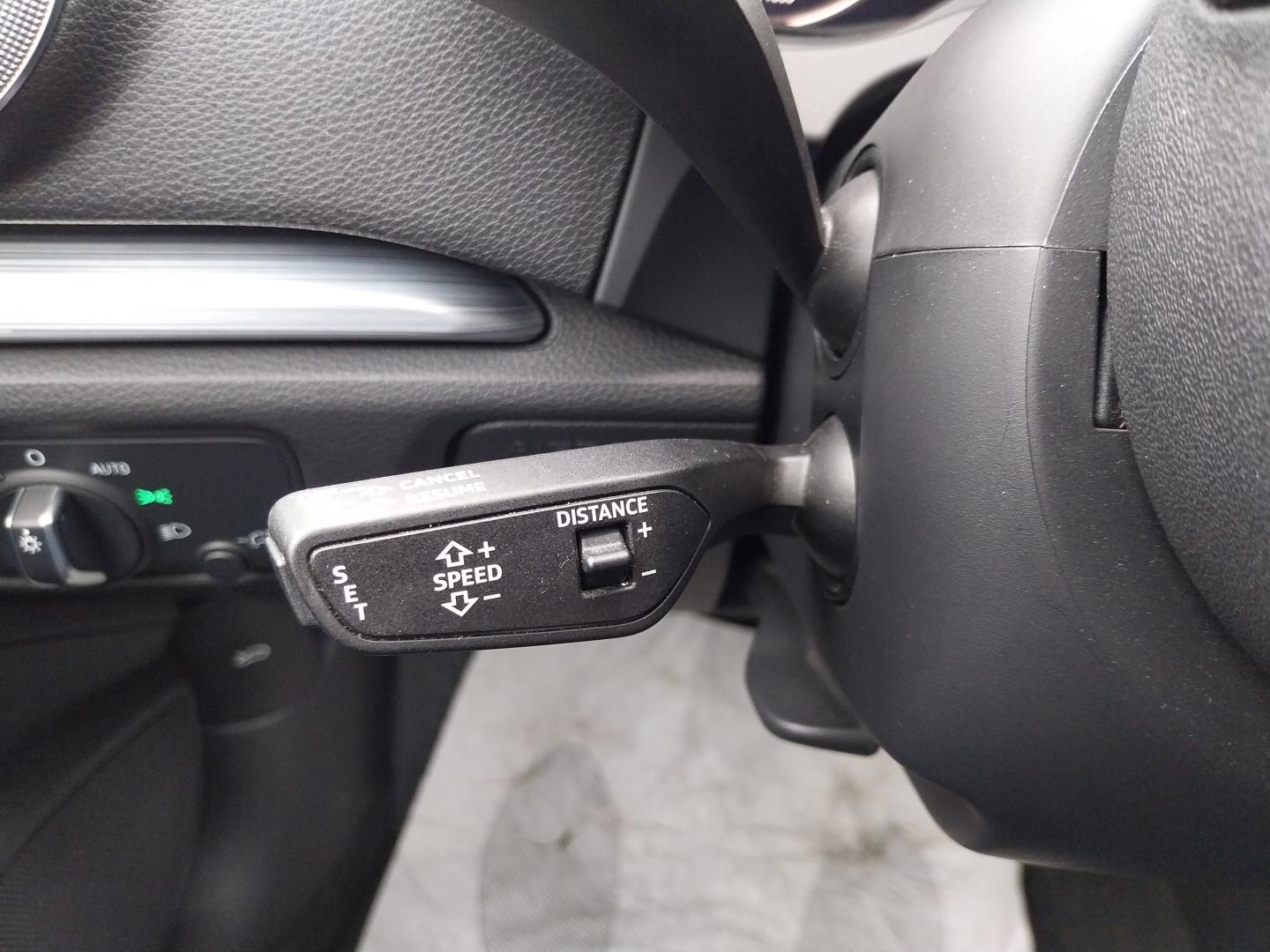 AUDI_A3-SPORTBACK_COMMANDE-DE-COFFRE