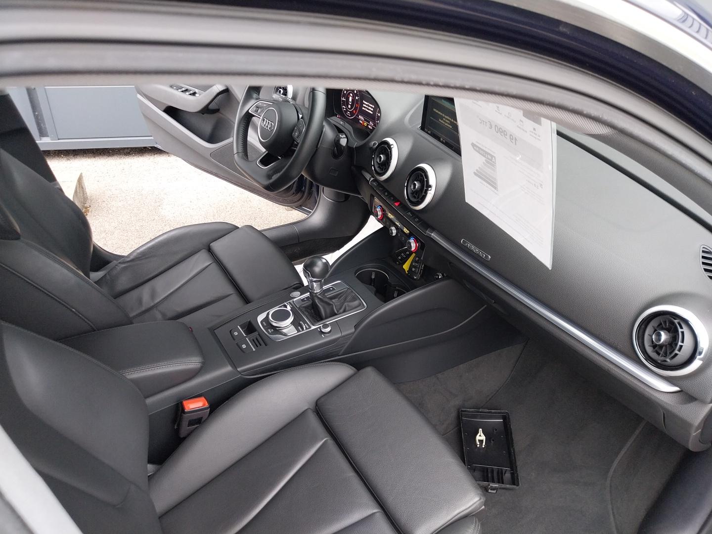 AUDI_A3-SPORTBACK_INTERIEUR-CONDUCTEUR