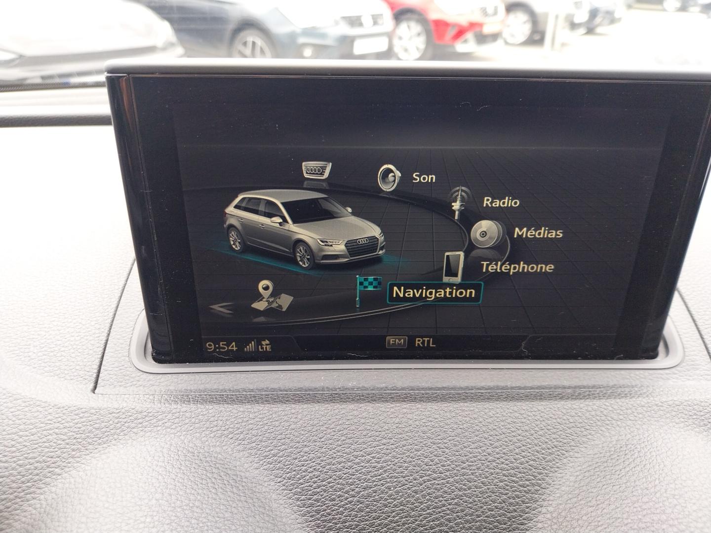AUDI_A3-SPORTBACK_PANNEAU-DE-PORTE-AVANT-GAUCHE