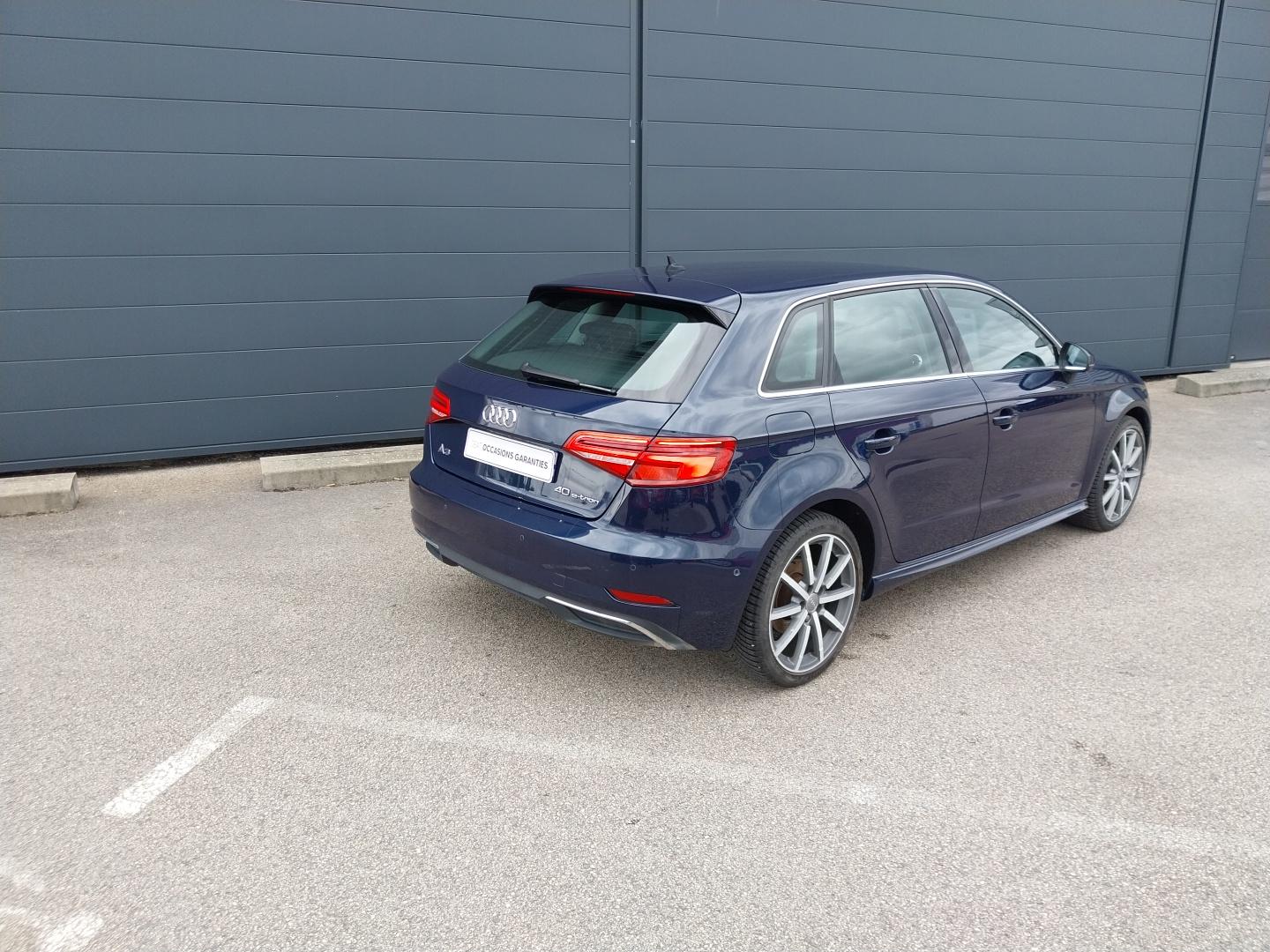 AUDI_A3-SPORTBACK_PROFIL-DROIT