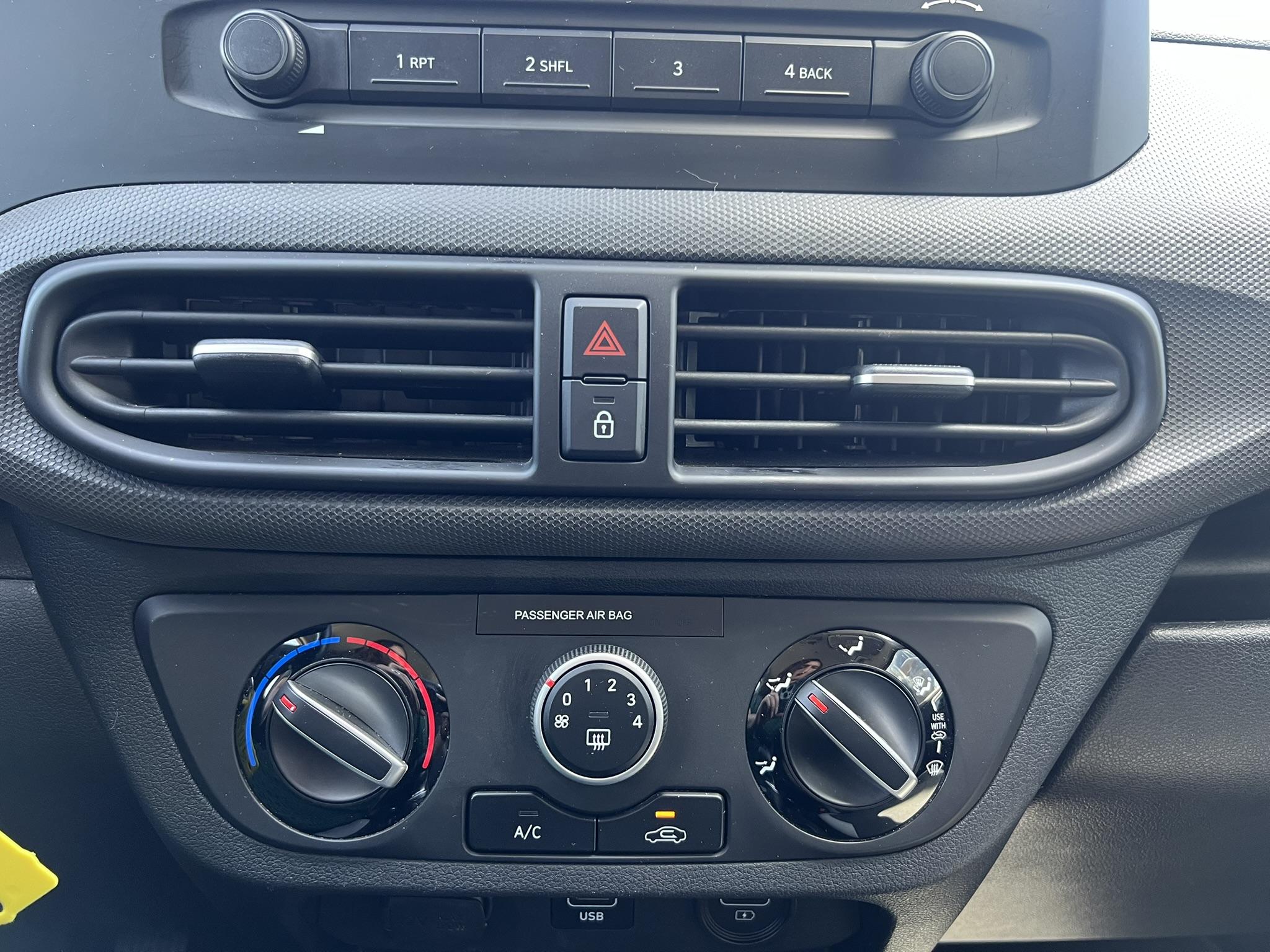 HYUNDAI_I10_PLANCHE-DE-BORD