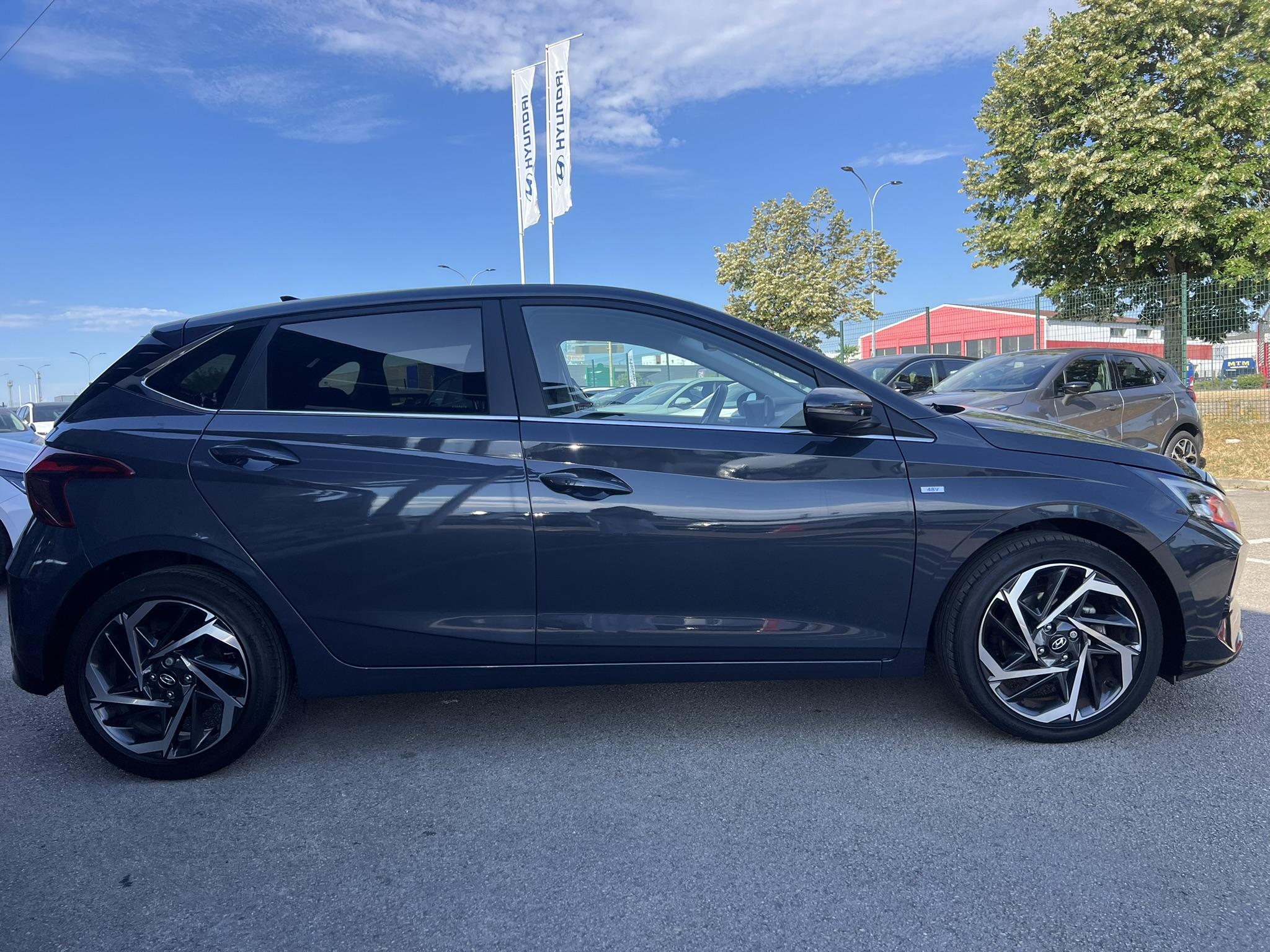 HYUNDAI_I20_FACE-ARRIERE