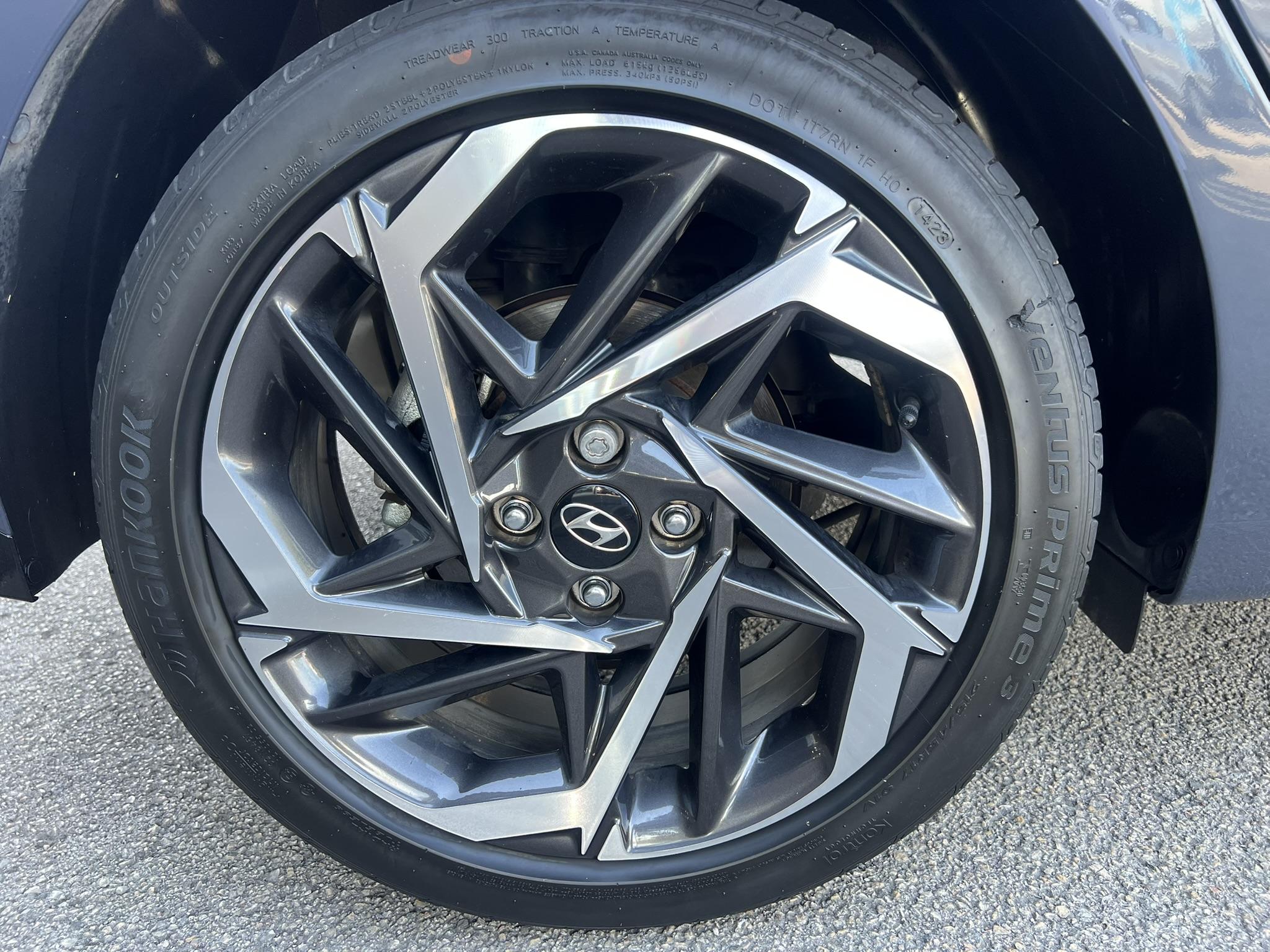 HYUNDAI_I20_PROFIL-DROIT