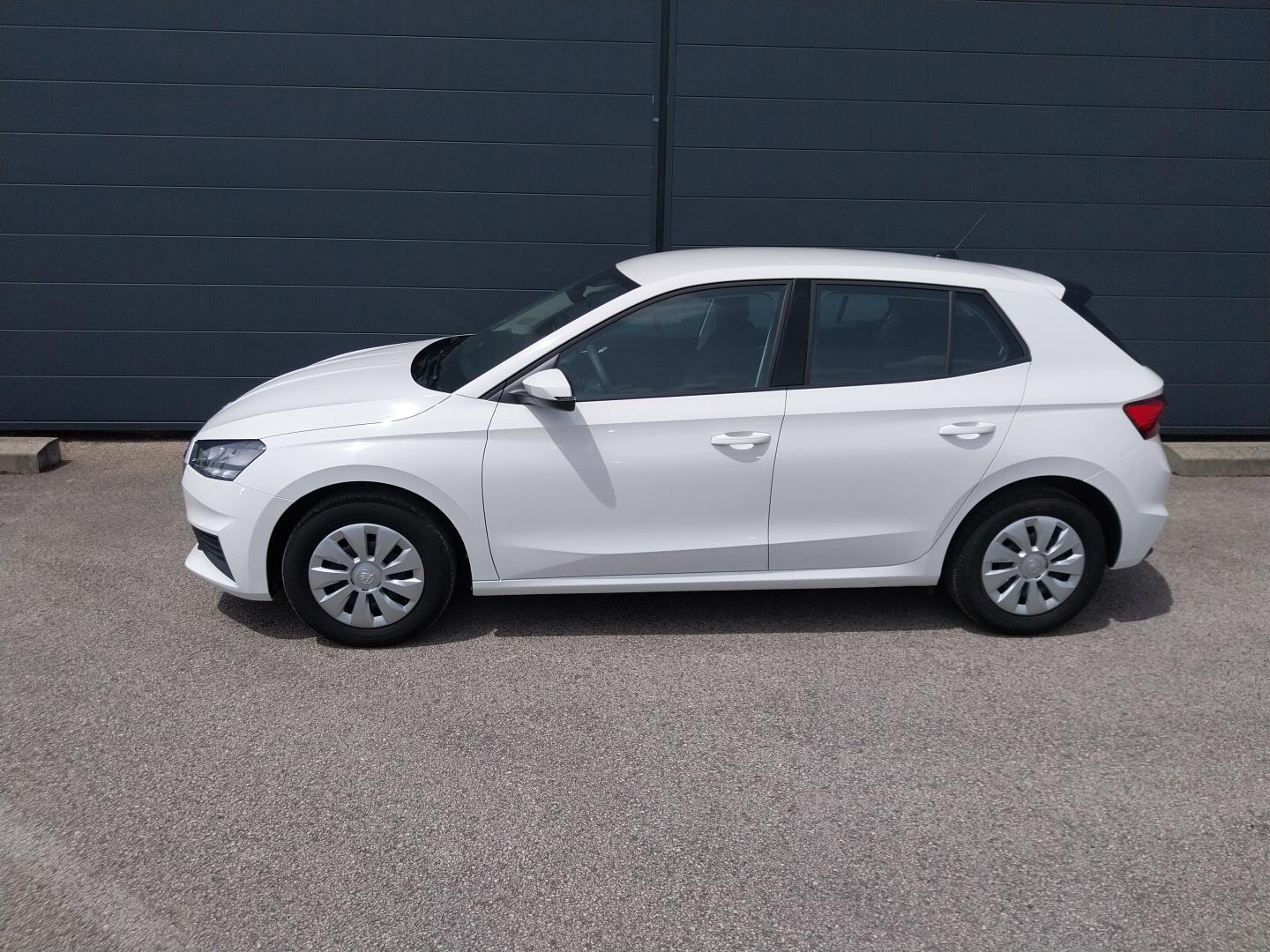 SKODA_FABIA_34-ARRIERE-GAUCHE