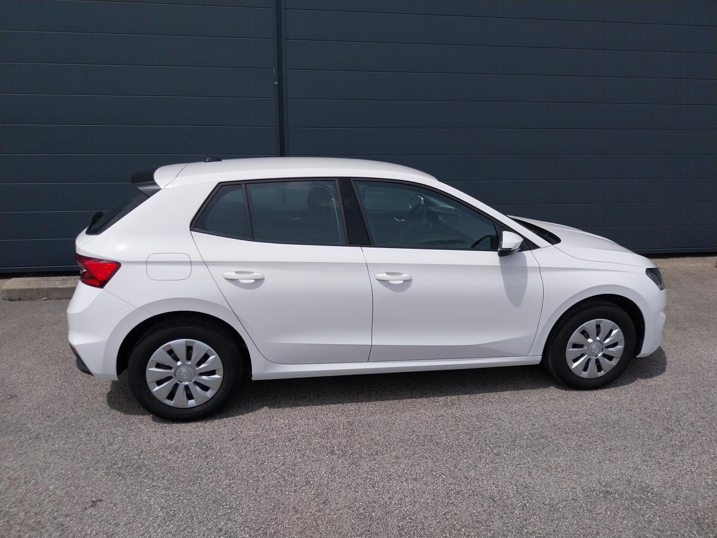 SKODA_FABIA_34-AVANT-DROIT
