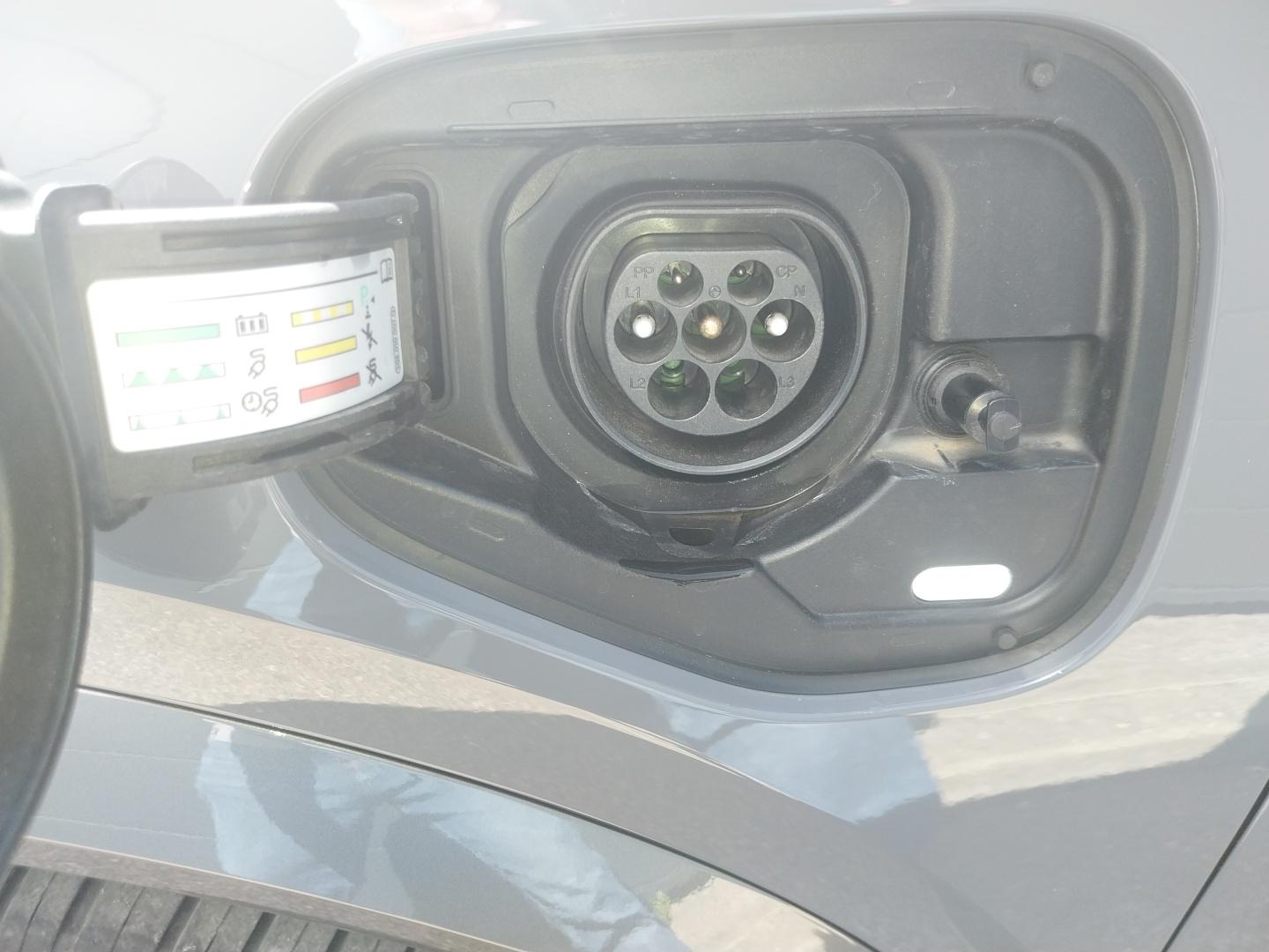 CUPRA_FORMENTOR_CONSOLE-CENTRALE