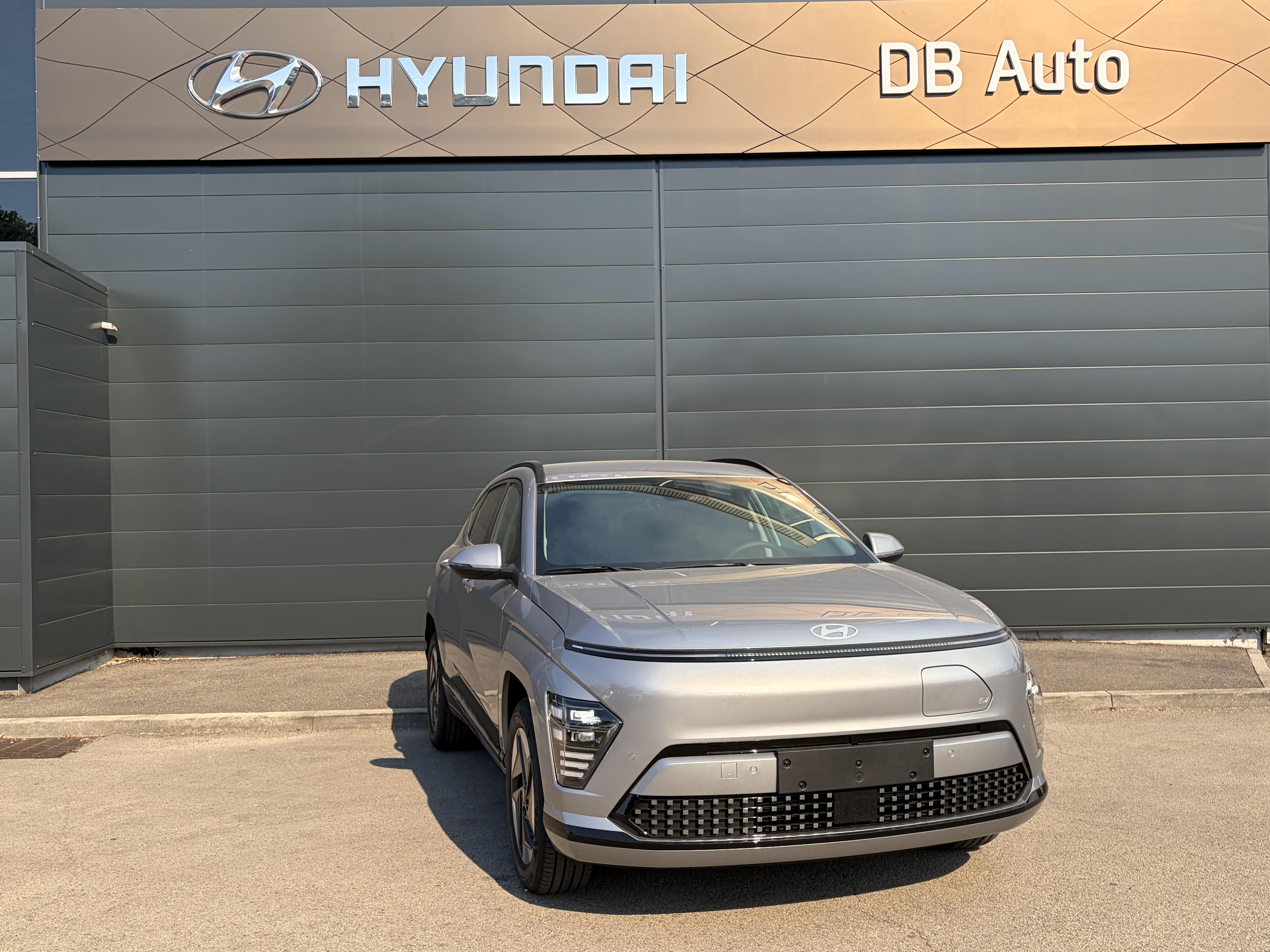 HYUNDAI_KONA-ELECTRIC_34-AVANT-DROIT