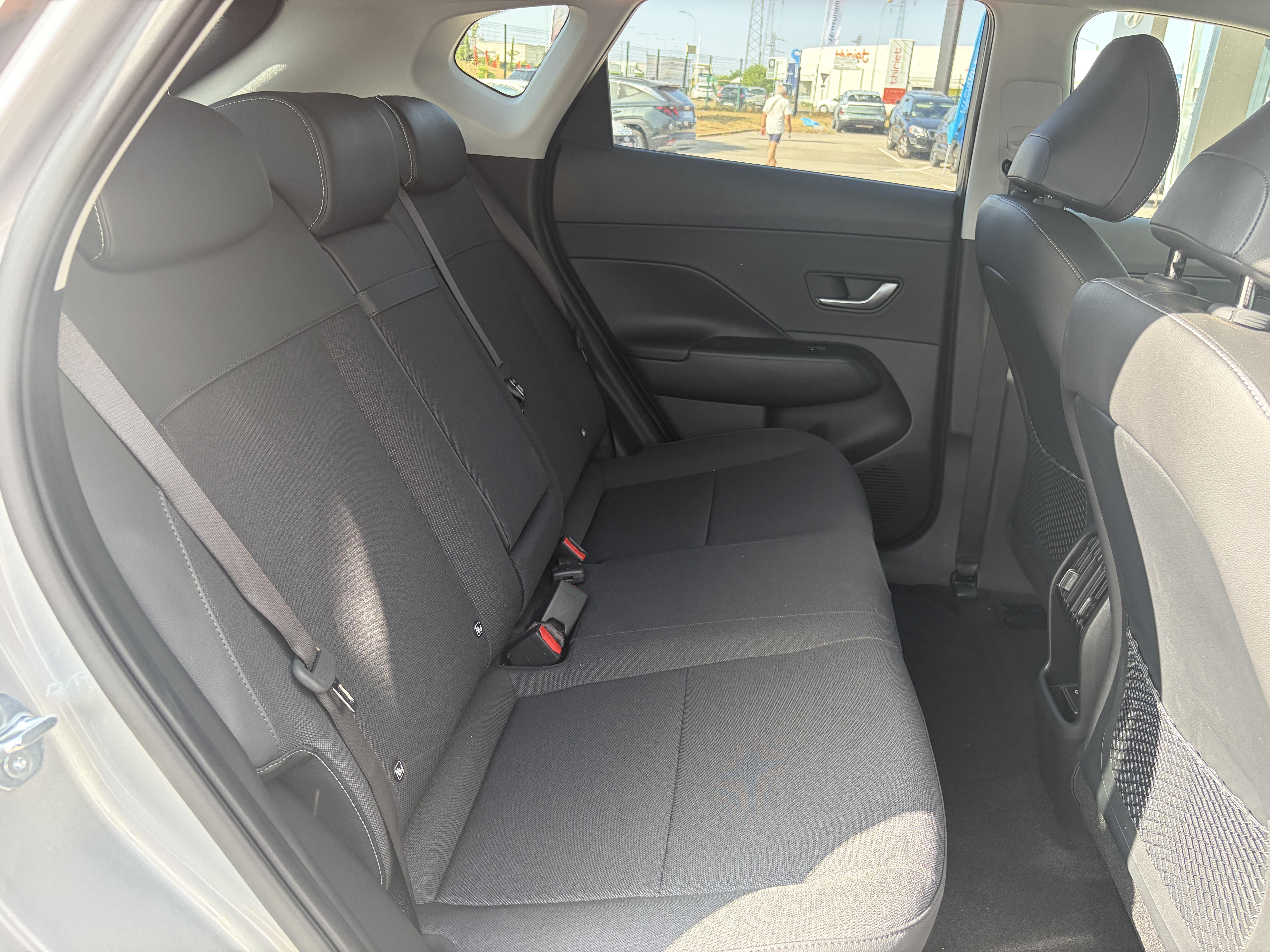 HYUNDAI_KONA-ELECTRIC_SIEGE-ARRIERE-DROIT
