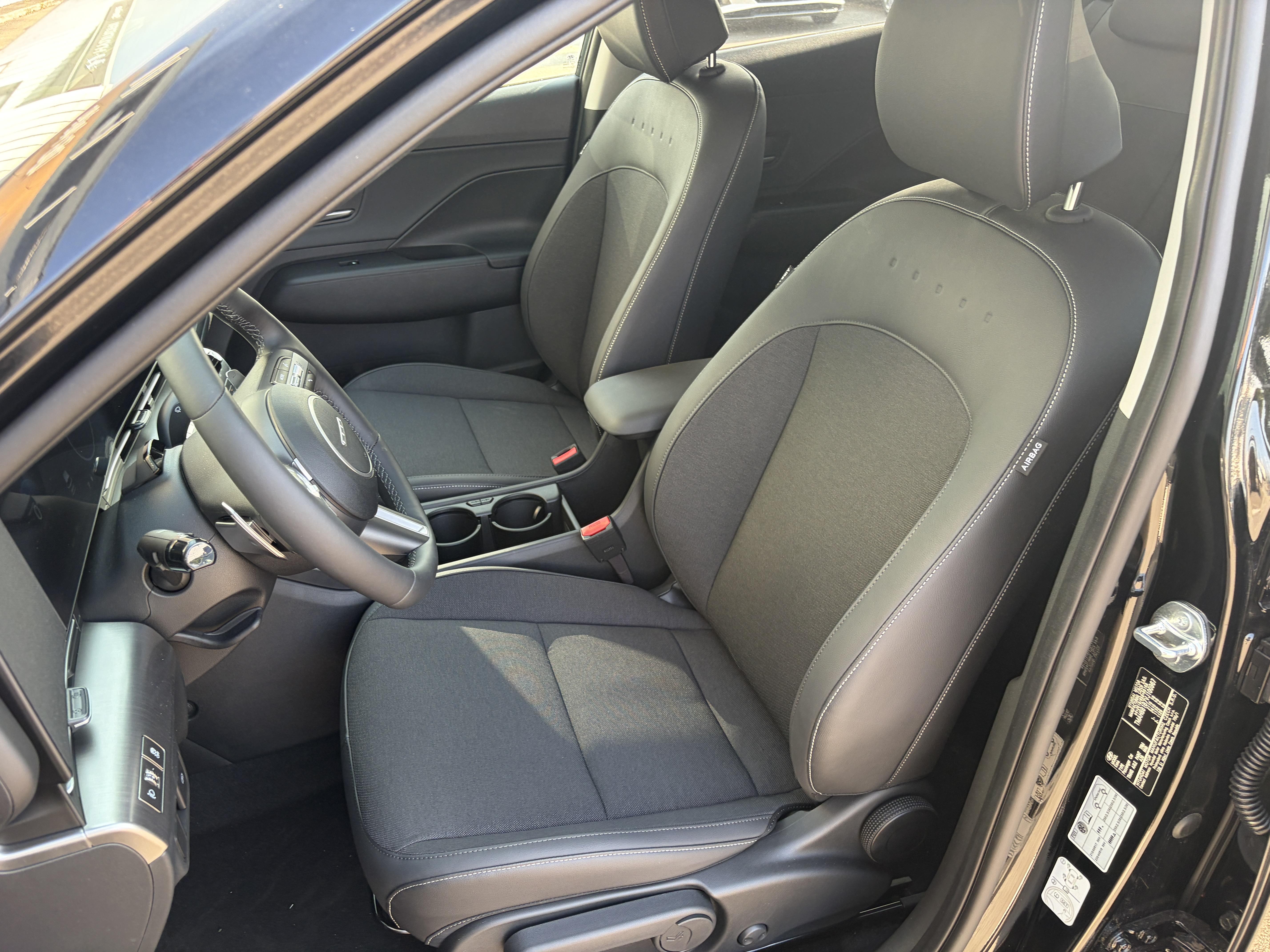 HYUNDAI_KONA-ELECTRIC_SIEGE-CONDUCTEUR