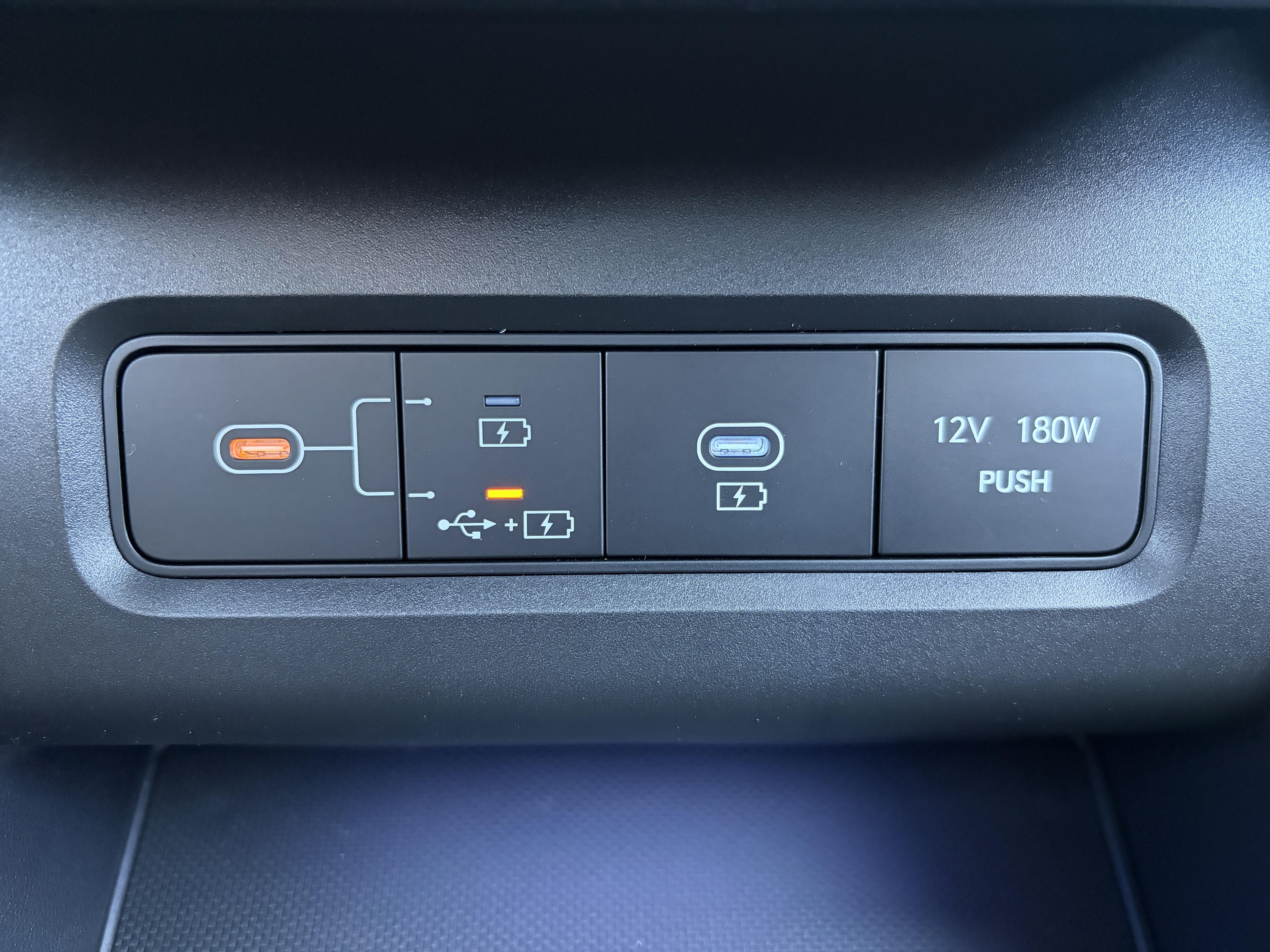 HYUNDAI_TUCSON