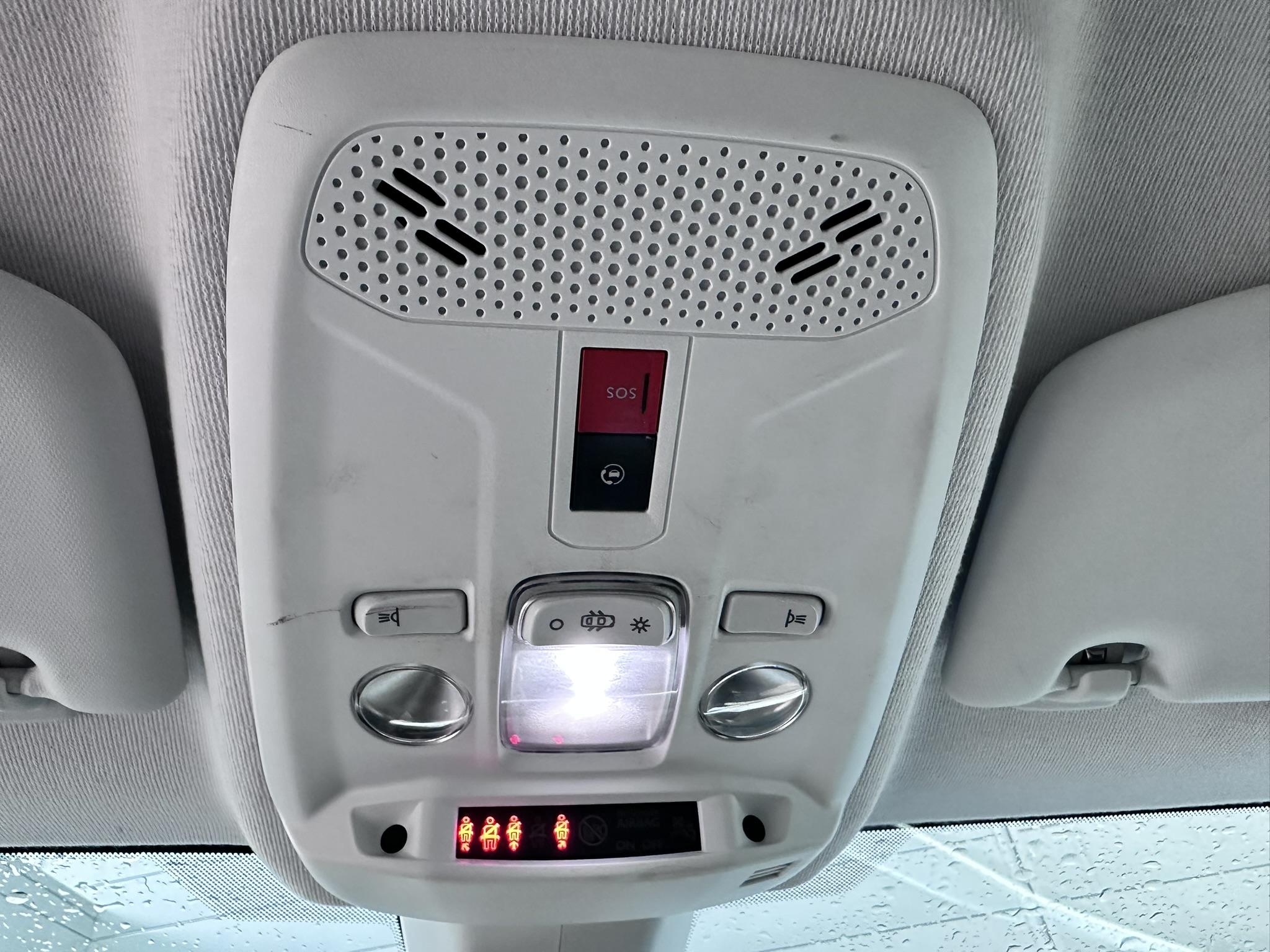 OPEL_CORSA_CONSOLE-CENTRALE