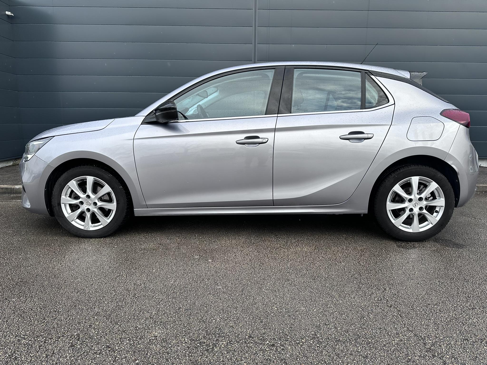 OPEL_CORSA_PROFIL-GAUCHE