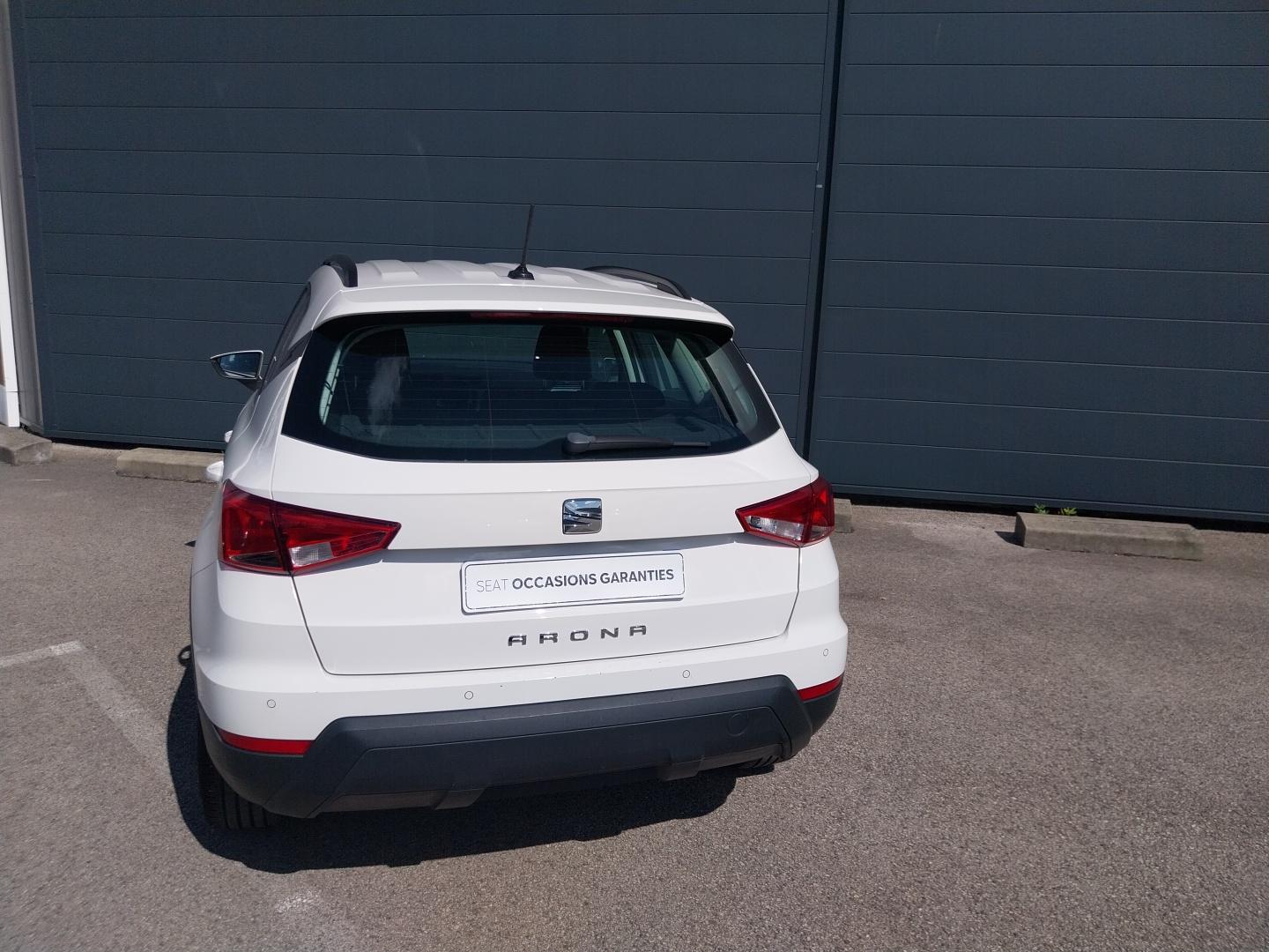 SEAT_ARONA_34-ARRIERE-DROIT